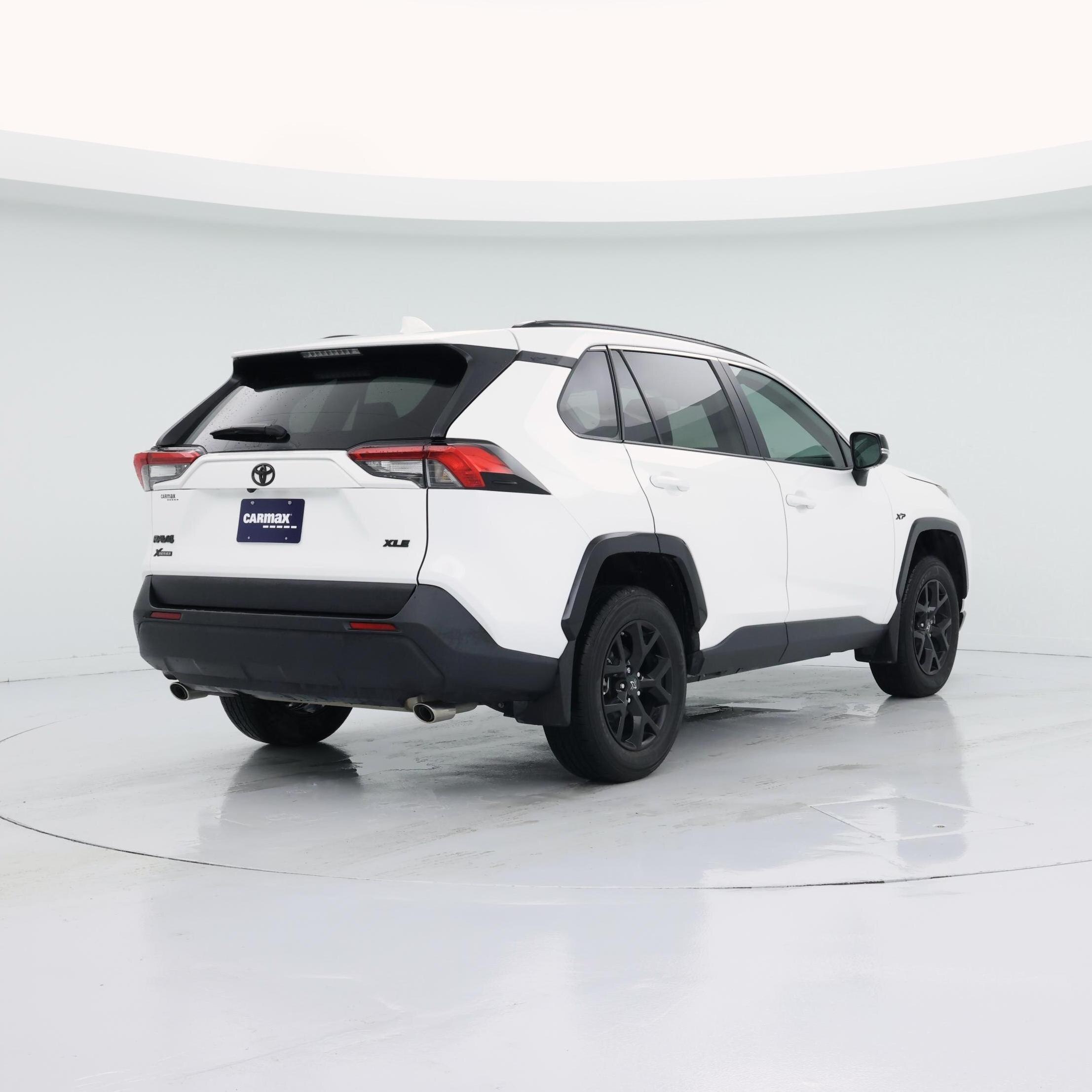 Thumbnail: 2024 Toyota RAV4 - 8