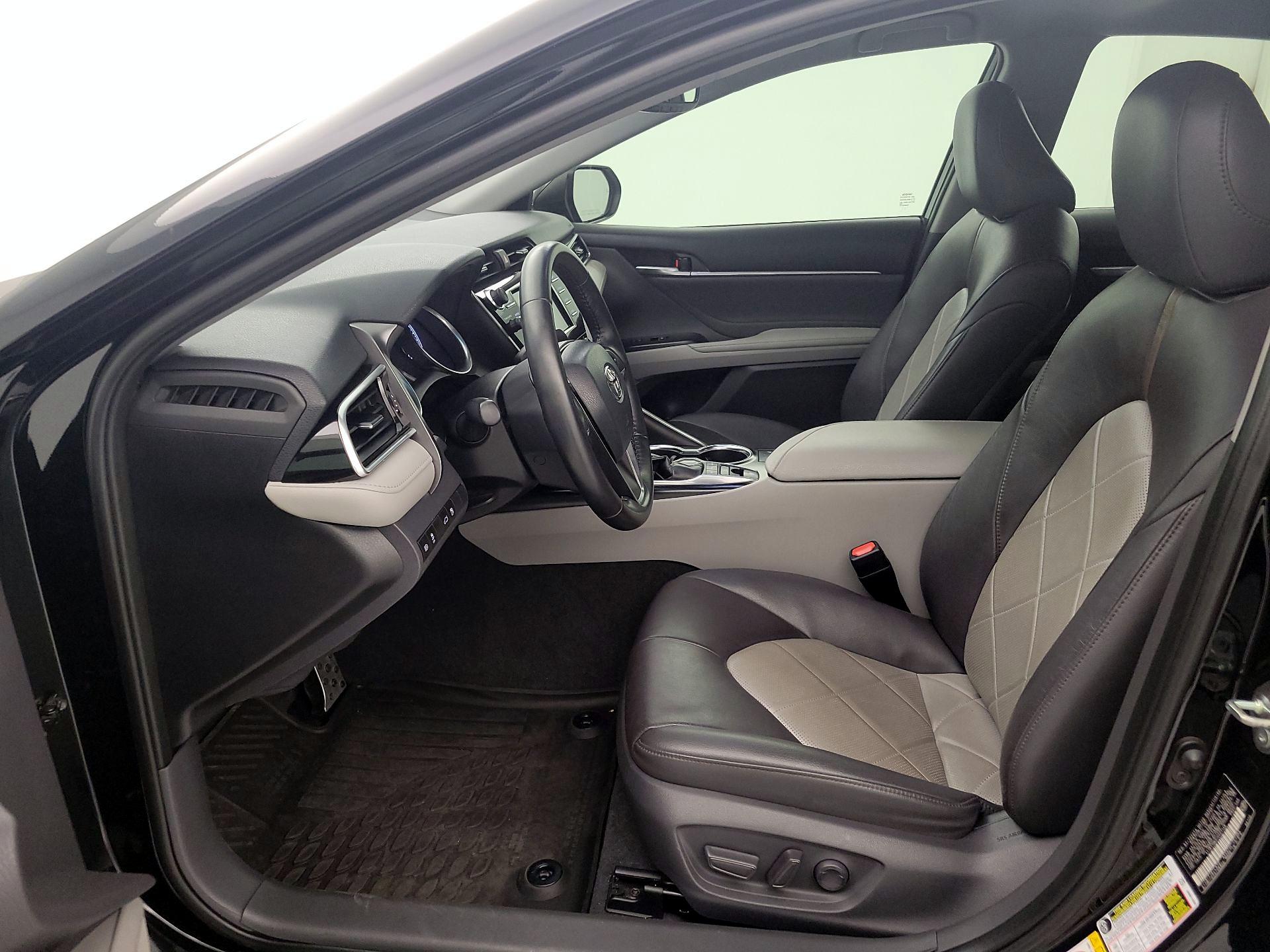 Thumbnail: 2018 Toyota Camry - 11