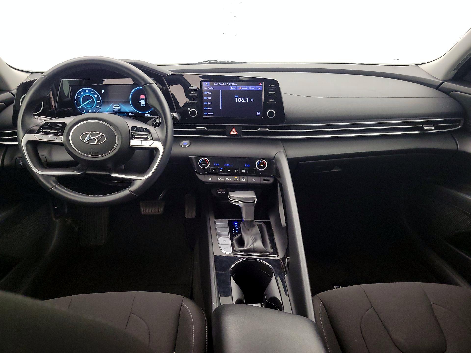 Thumbnail: 2022 Hyundai Elantra - 9