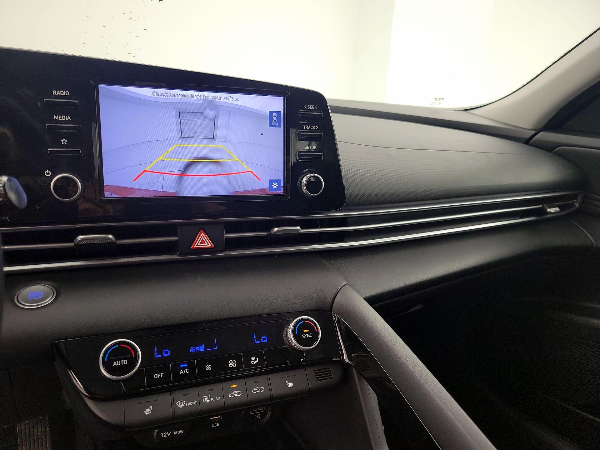 Thumbnail: 2022 Hyundai Elantra - 14