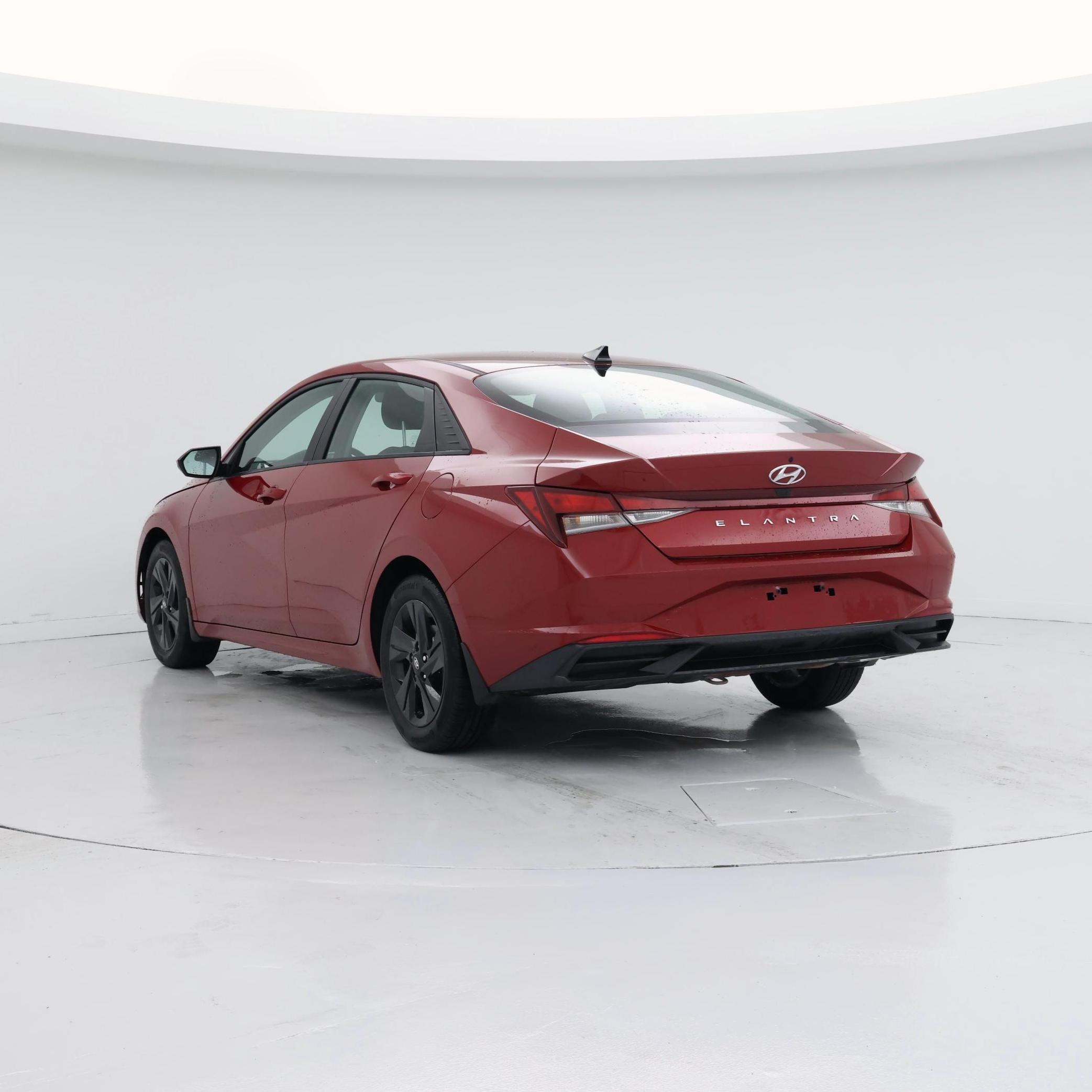 Thumbnail: 2022 Hyundai Elantra - 2