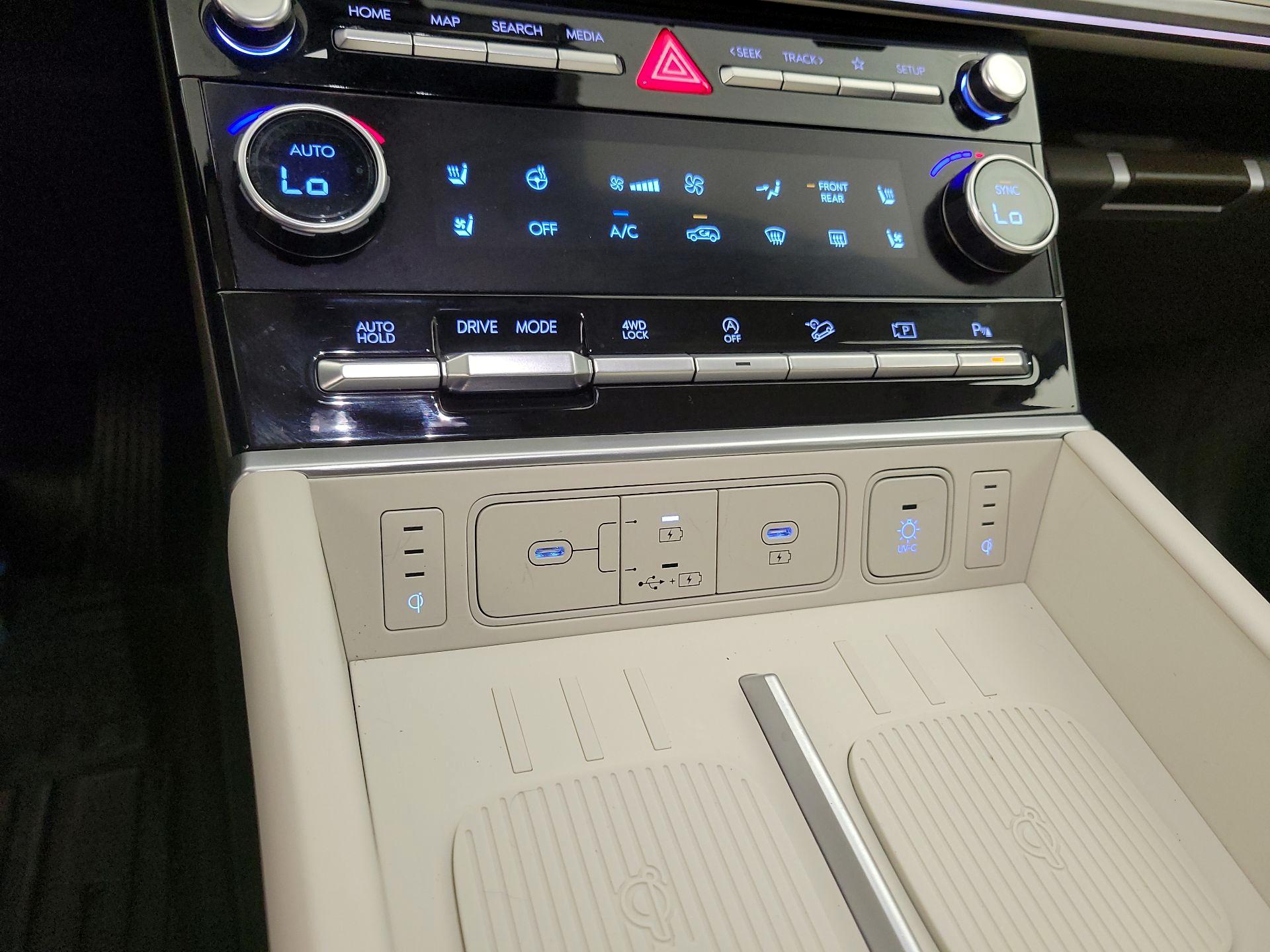 Thumbnail: 2025 Hyundai Santa Fe - 18