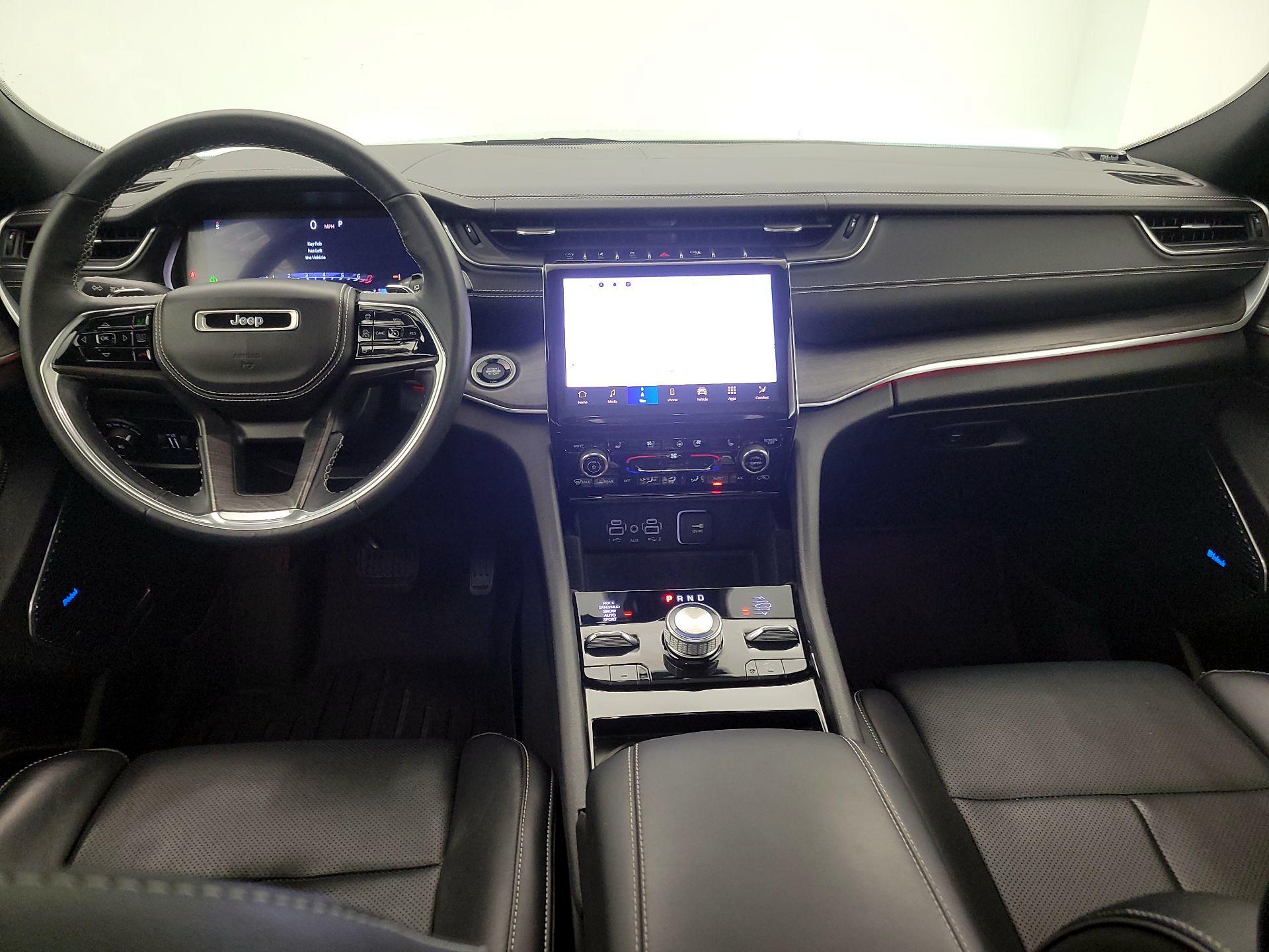 Thumbnail: 2022 Jeep Grand Cherokee - 9