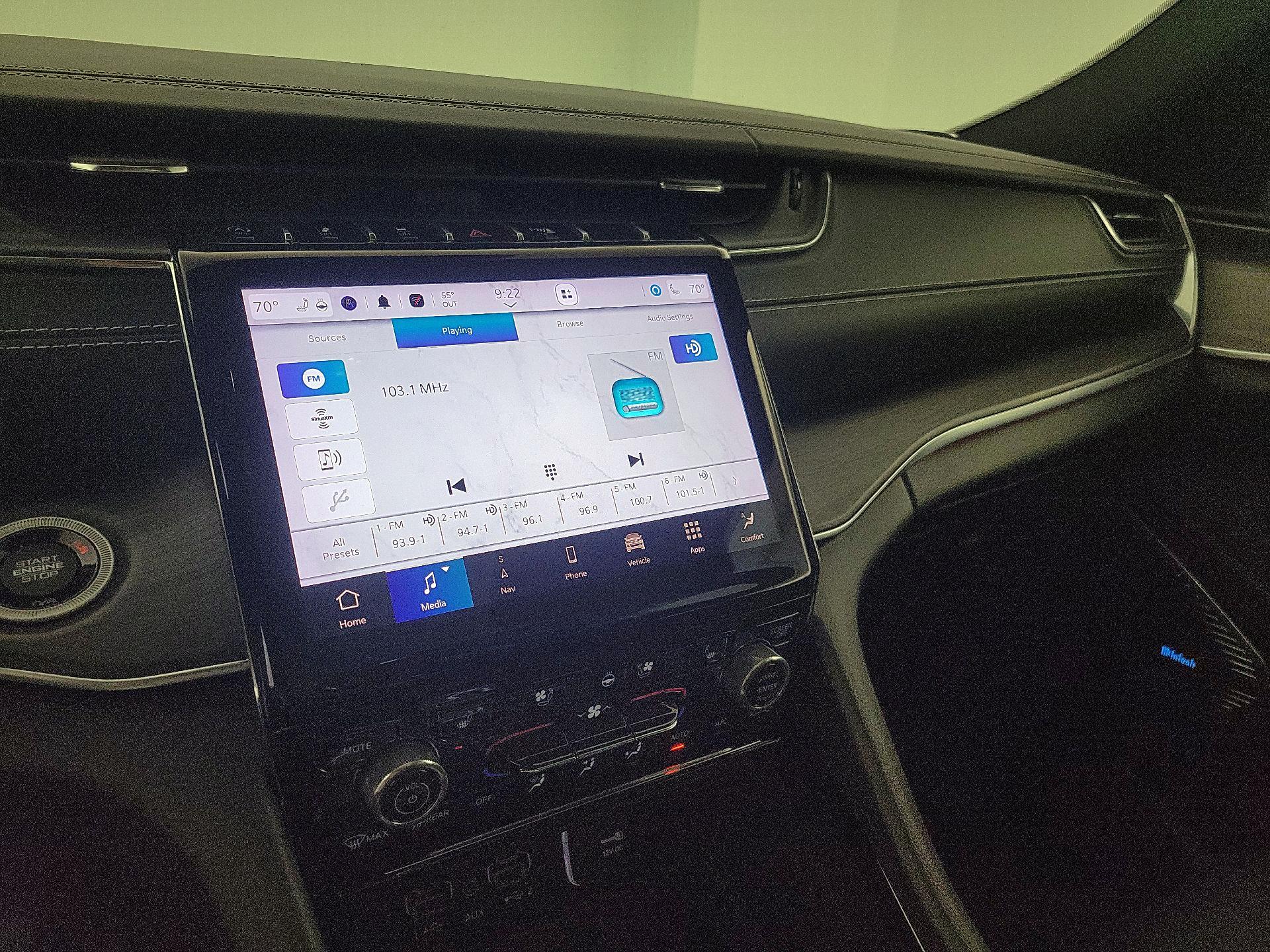 Thumbnail: 2022 Jeep Grand Cherokee - 16