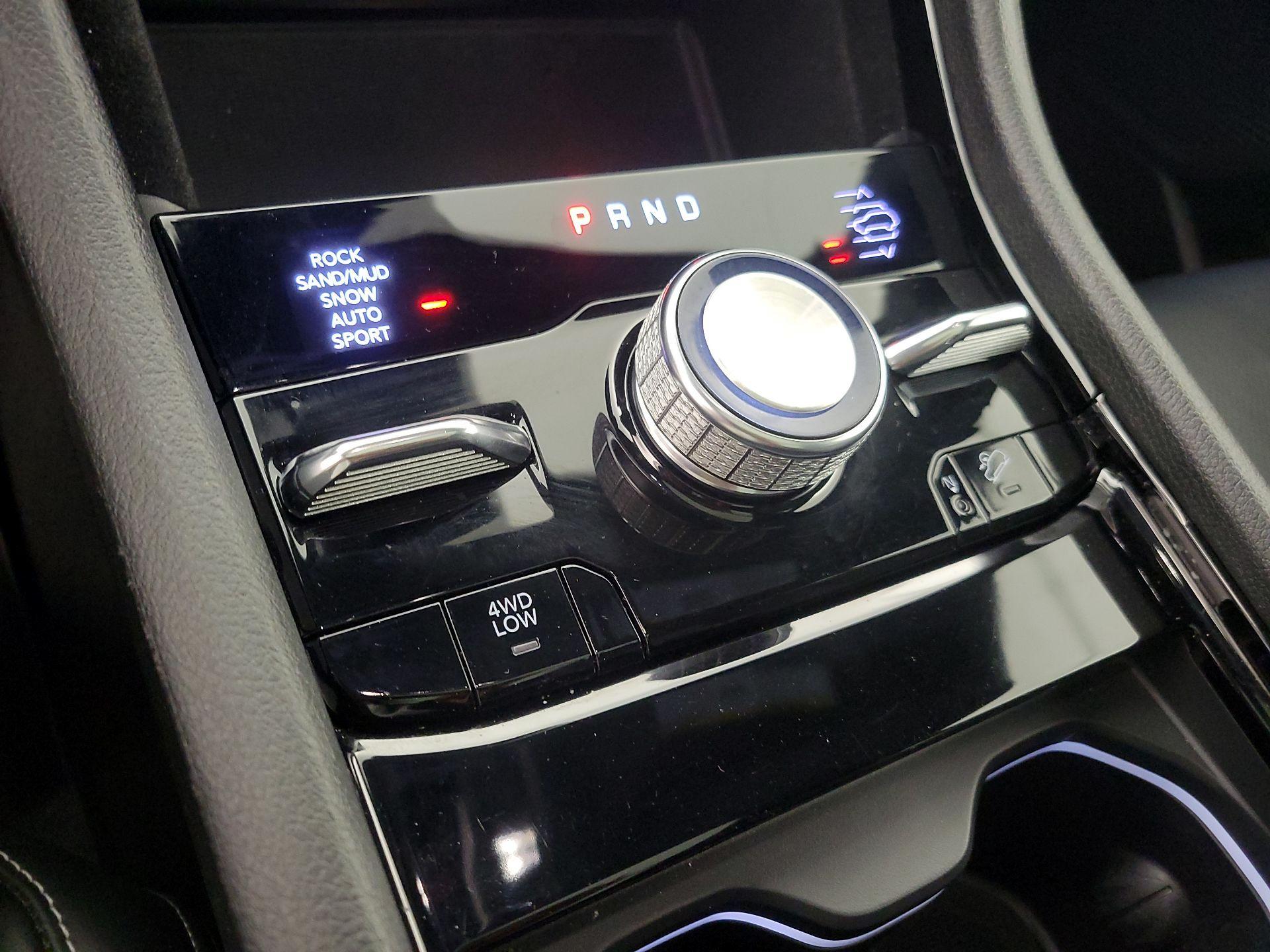 Thumbnail: 2022 Jeep Grand Cherokee - 18