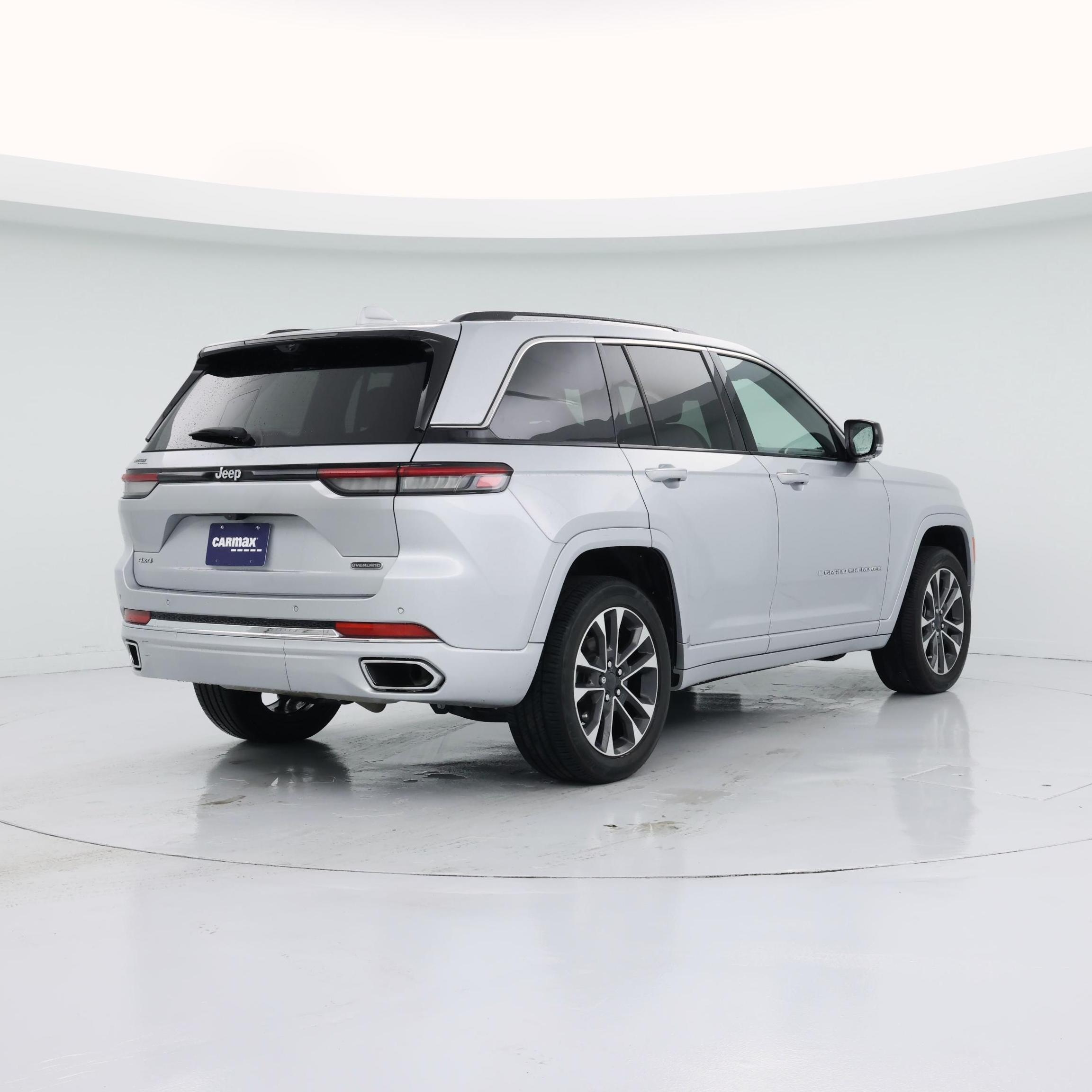 Thumbnail: 2022 Jeep Grand Cherokee - 8