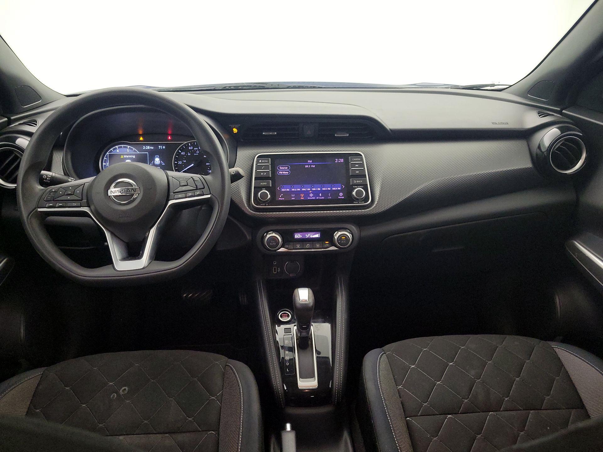 Thumbnail: 2018 Nissan Kicks - 9