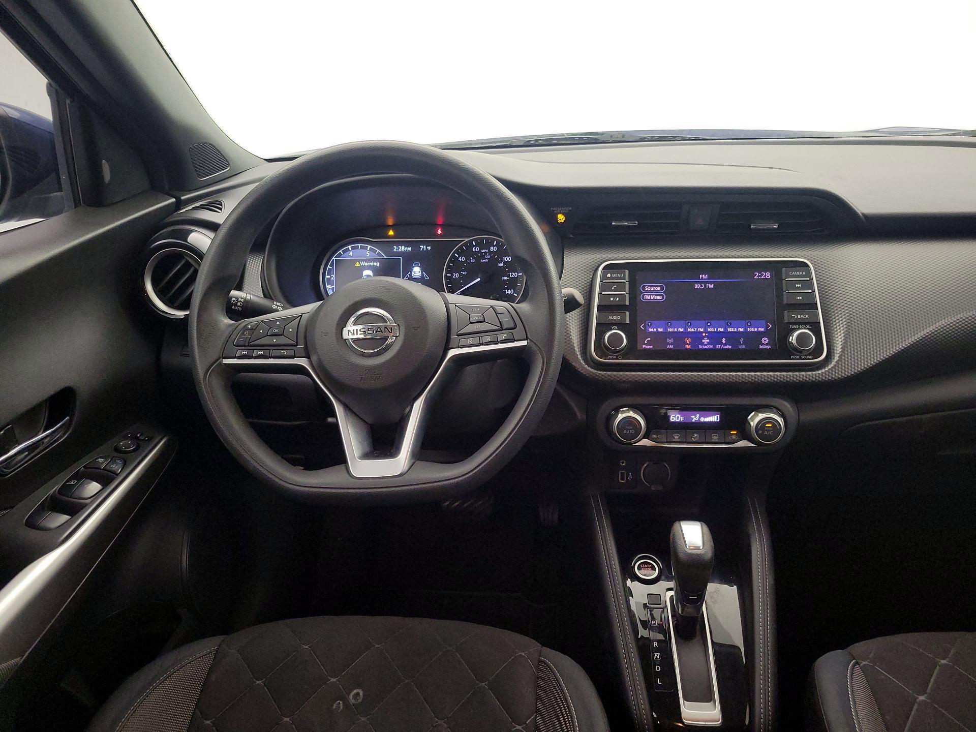 Thumbnail: 2018 Nissan Kicks - 10