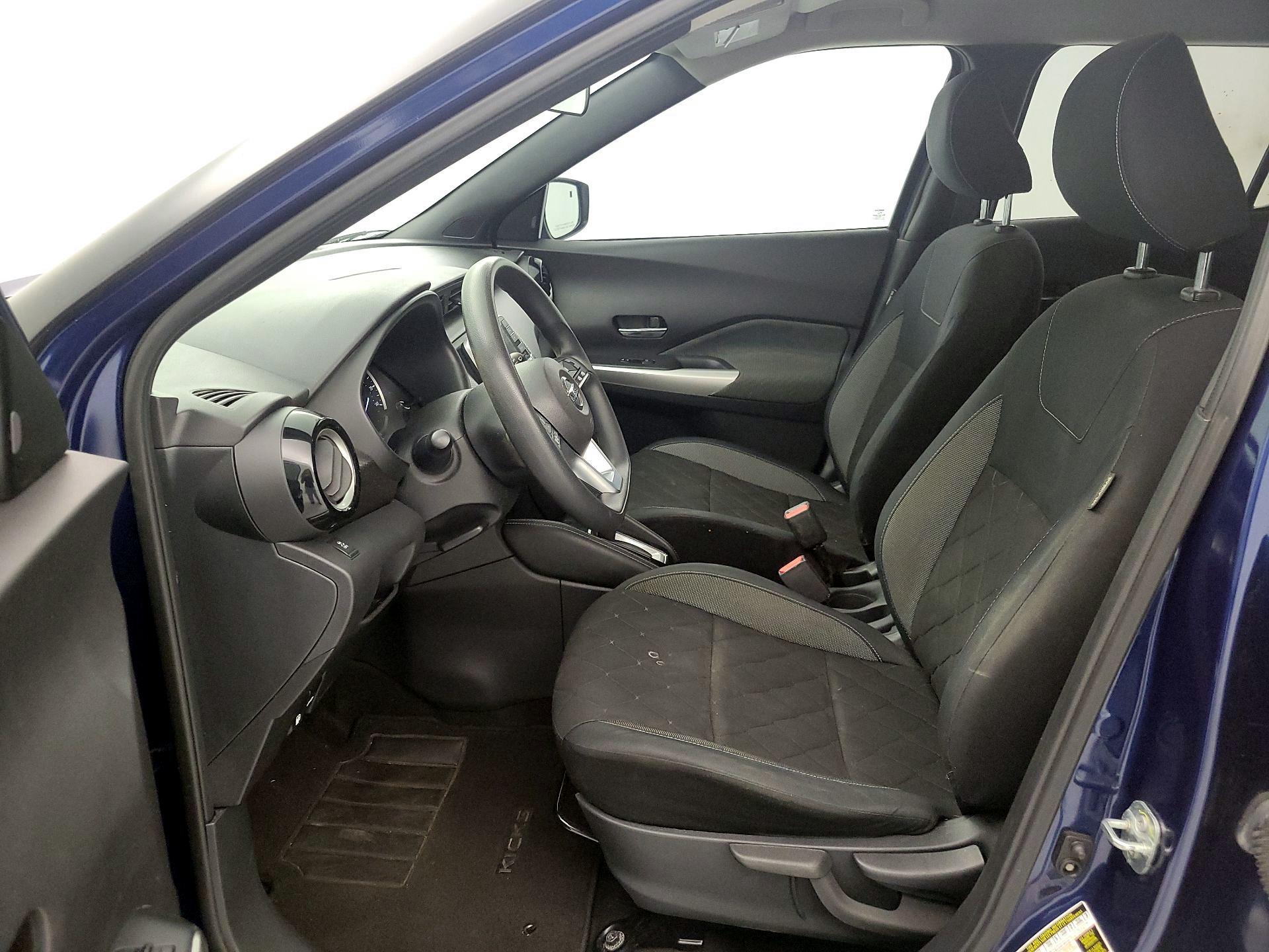 Thumbnail: 2018 Nissan Kicks - 11