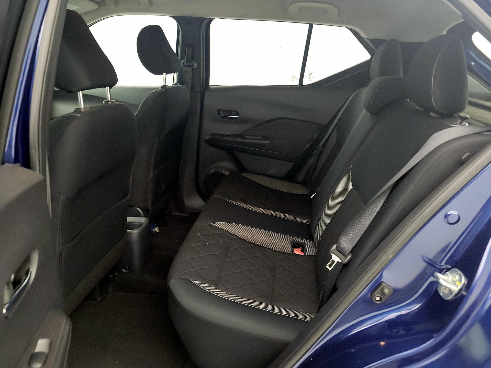 Thumbnail: 2018 Nissan Kicks - 19