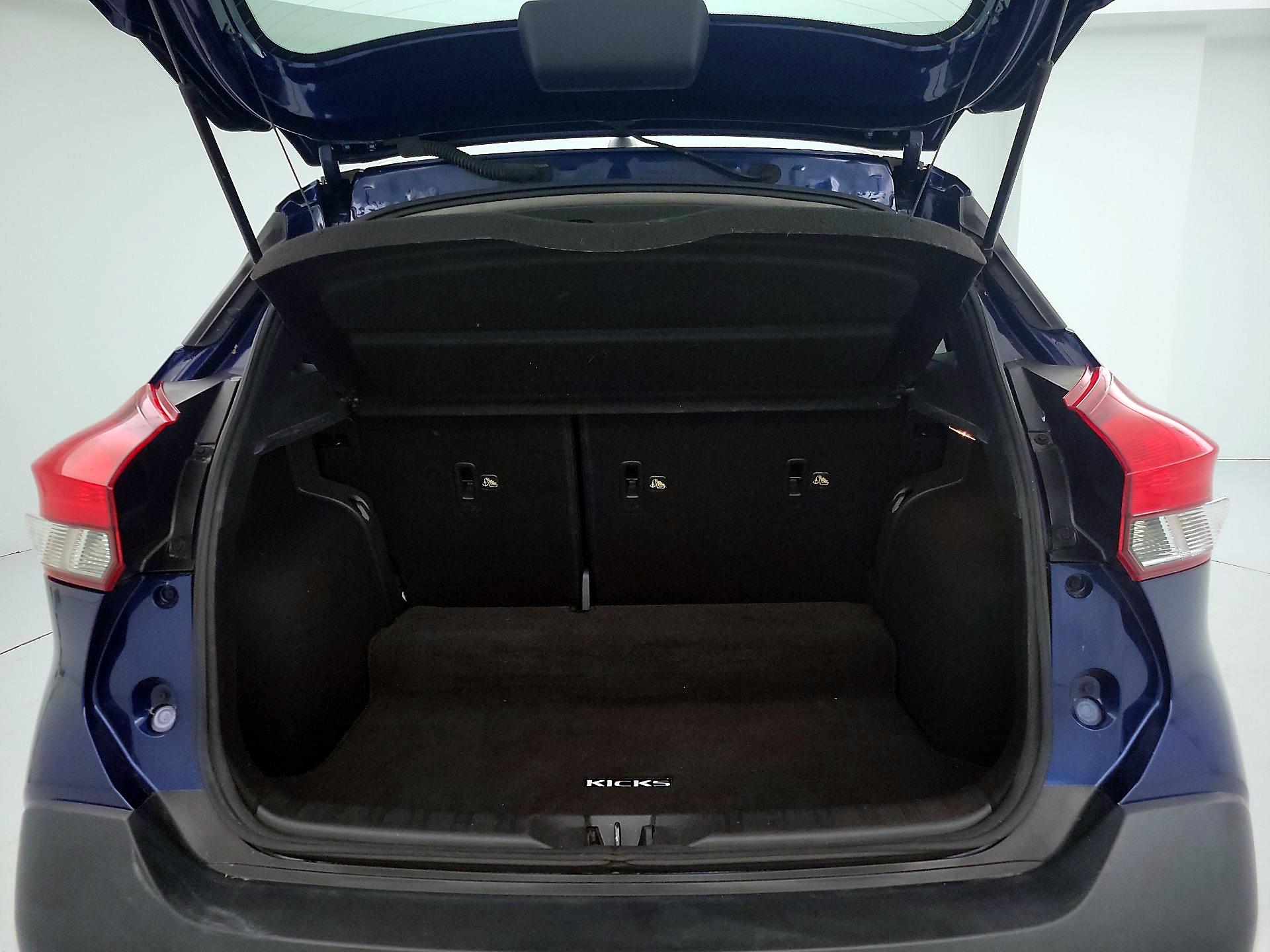 Thumbnail: 2018 Nissan Kicks - 20