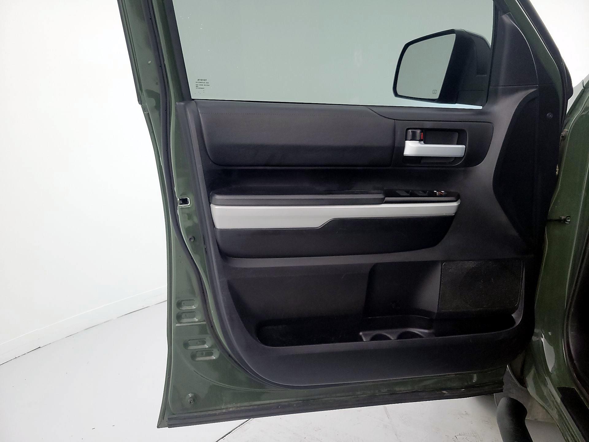 Thumbnail: 2021 Toyota Tundra - 12