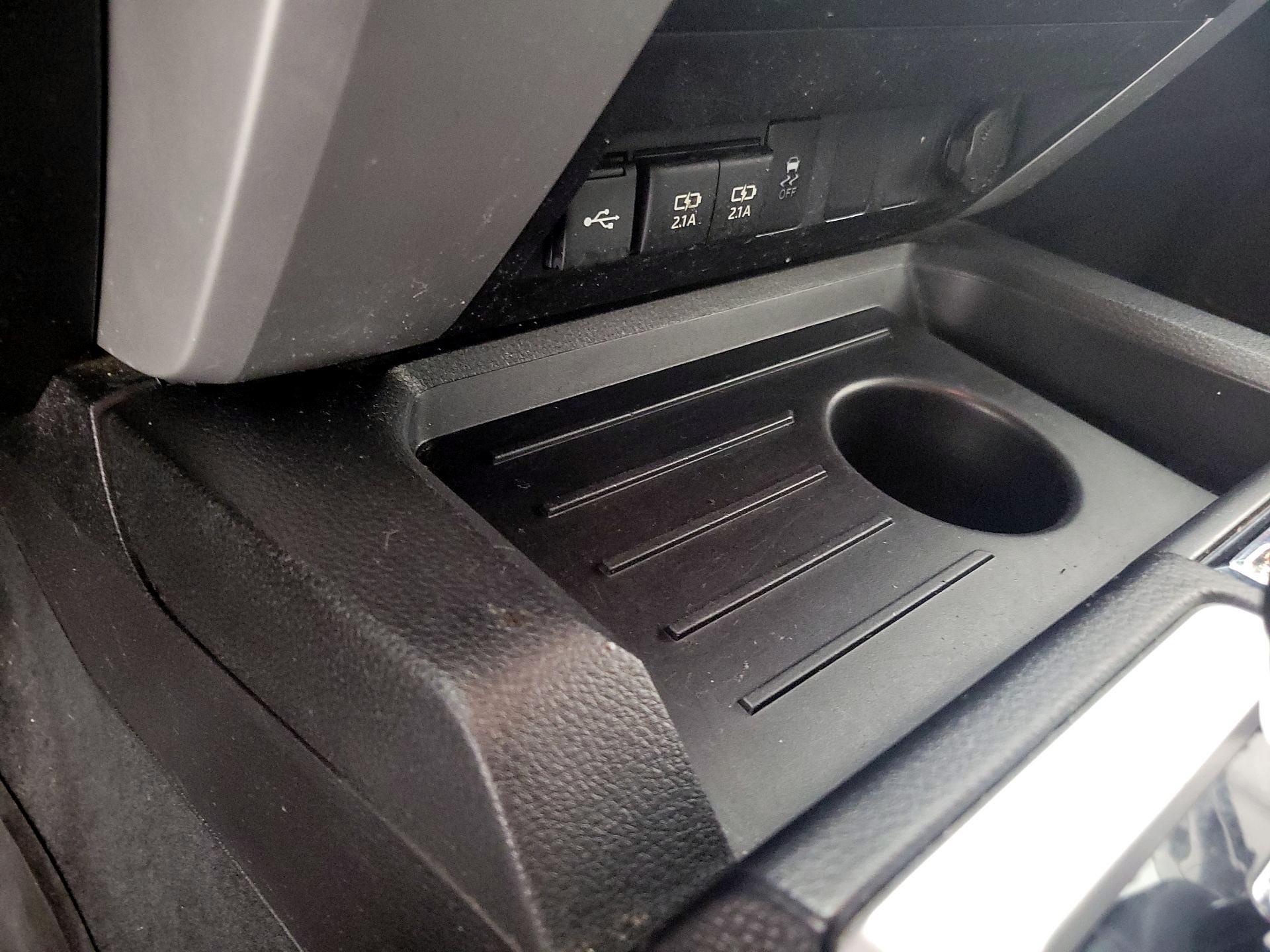 Thumbnail: 2021 Toyota Tundra - 18