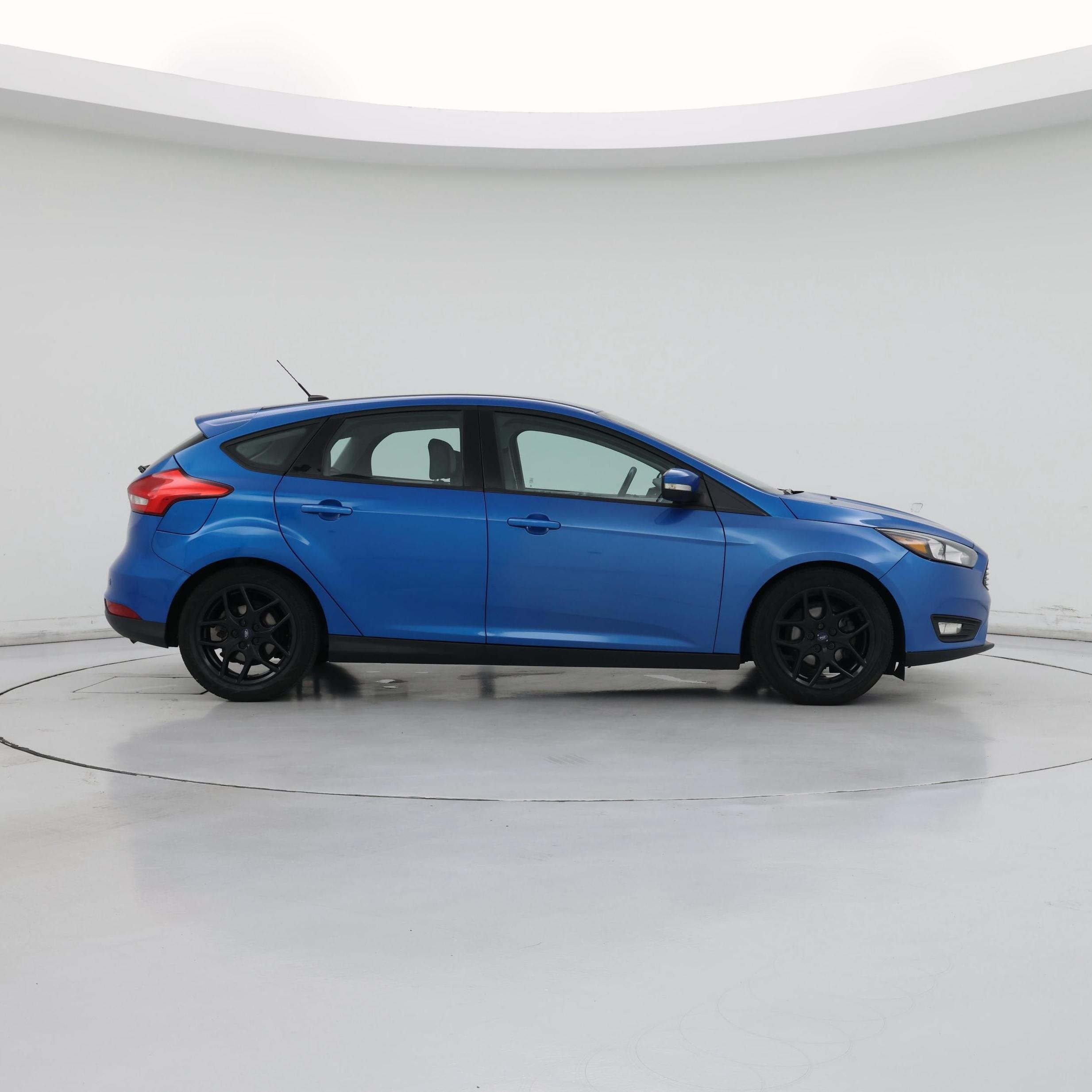 Thumbnail: 2016 Ford Focus - 7