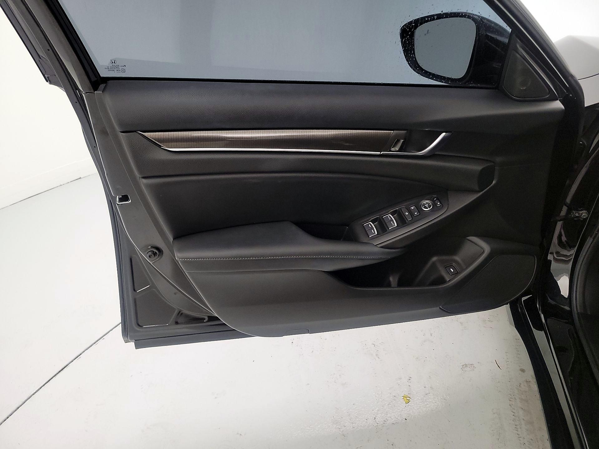 Thumbnail: 2021 Honda Accord - 12
