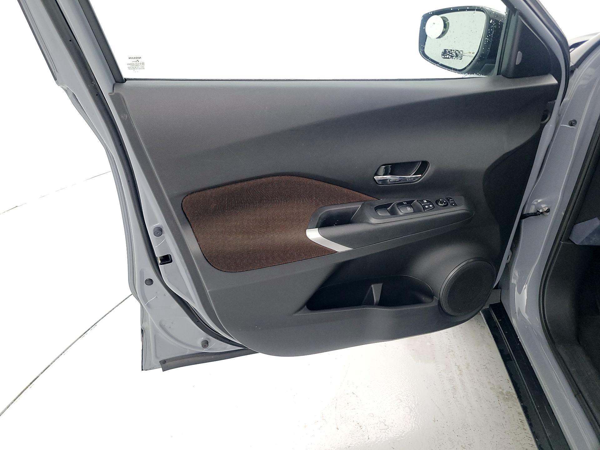 Thumbnail: 2022 Nissan Kicks - 12