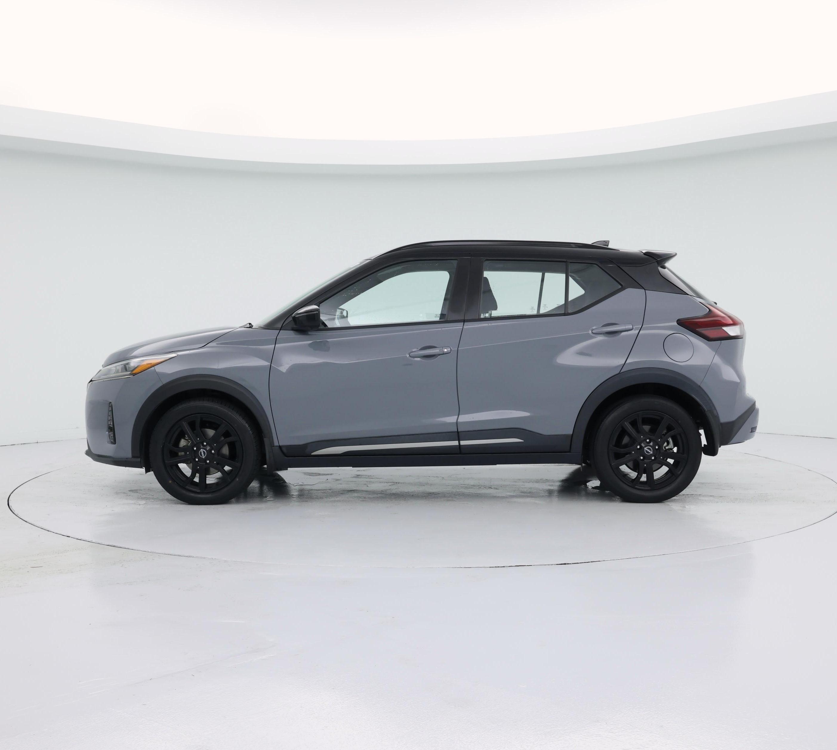 Thumbnail: 2022 Nissan Kicks - 3