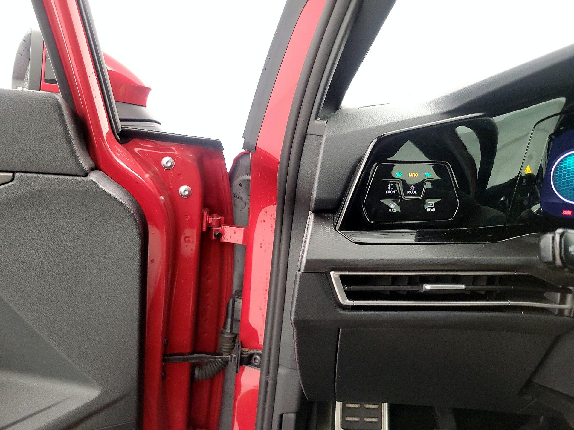 Thumbnail: 2022 Volkswagen Golf - 13