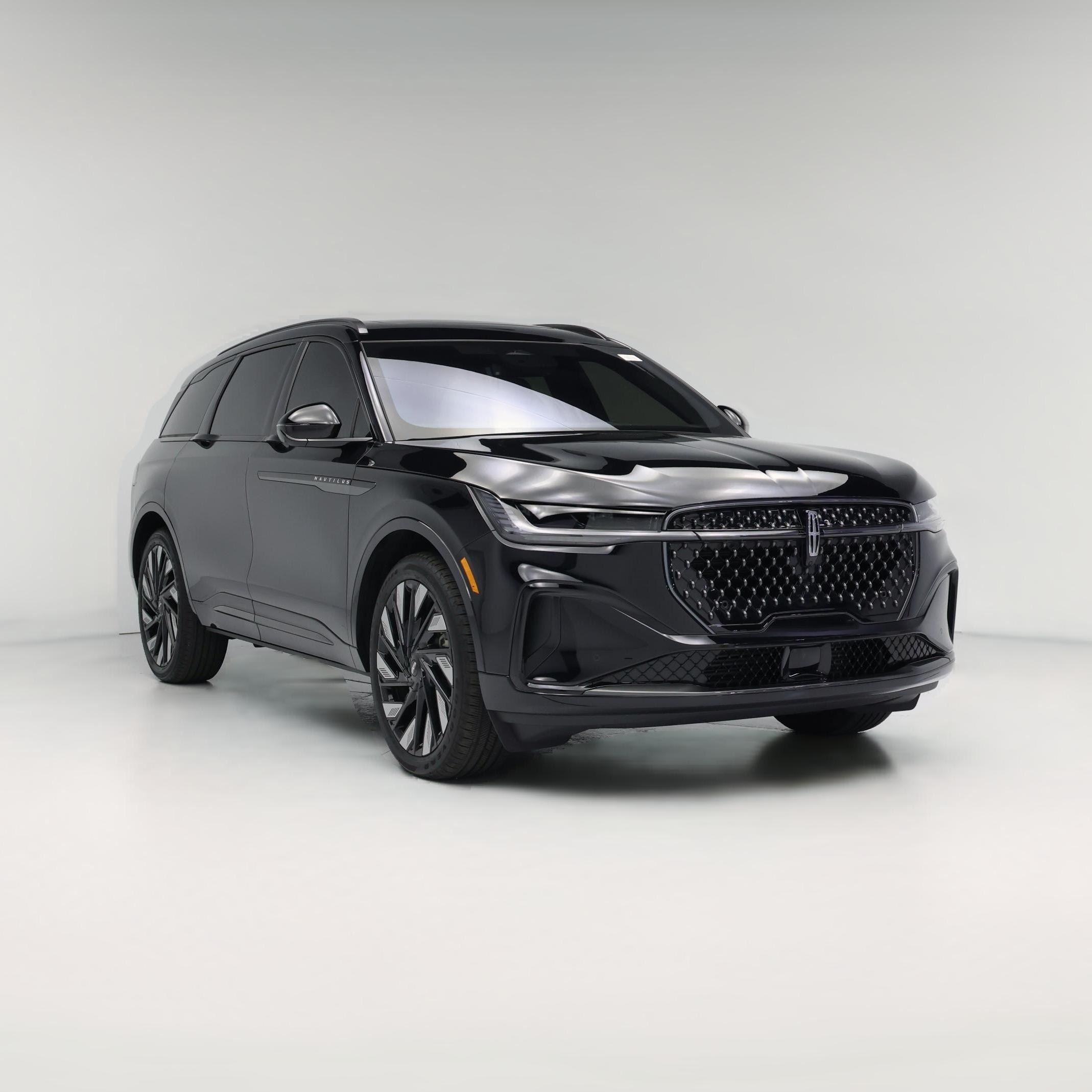 Thumbnail: 2025 Lincoln Nautilus - 1