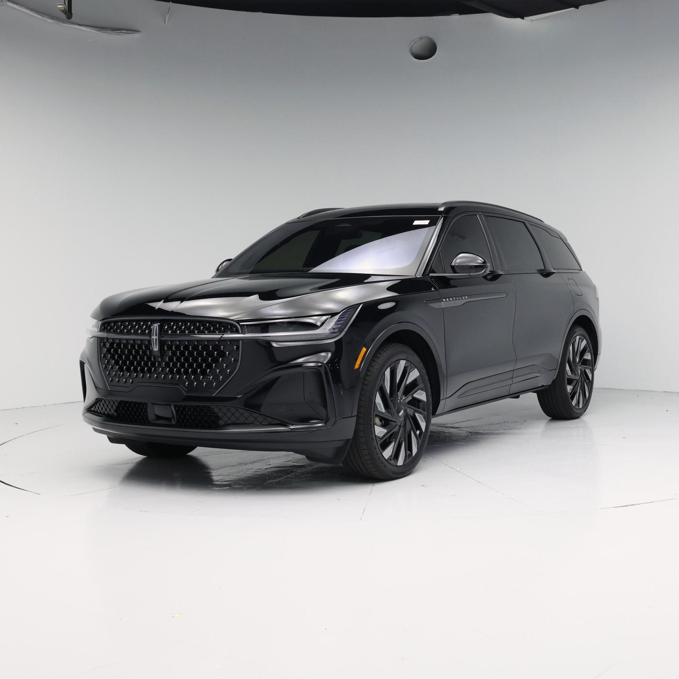 Thumbnail: 2025 Lincoln Nautilus - 4