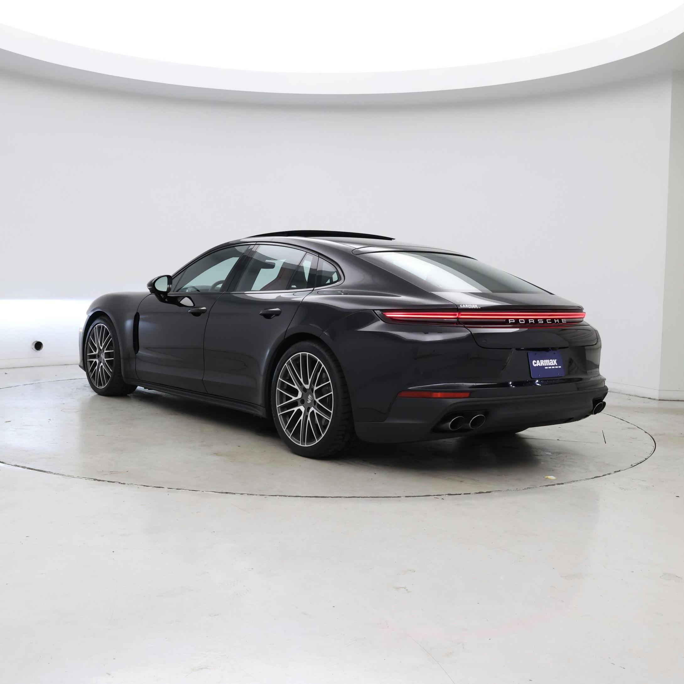 Thumbnail: 2024 Porsche Panamera - 2