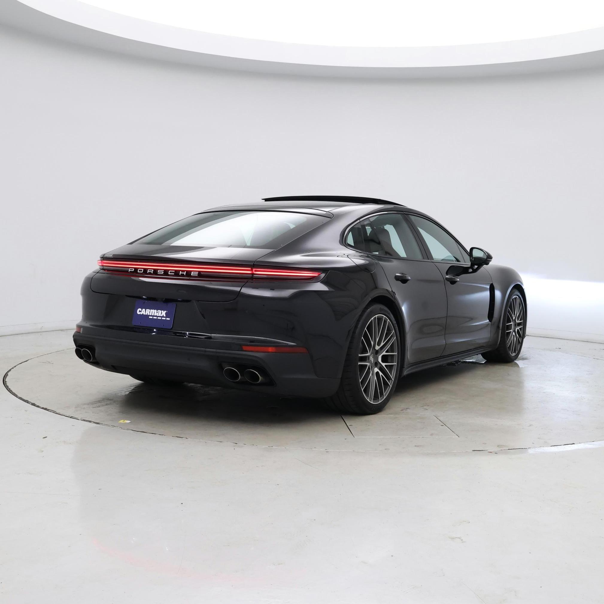 Thumbnail: 2024 Porsche Panamera - 8