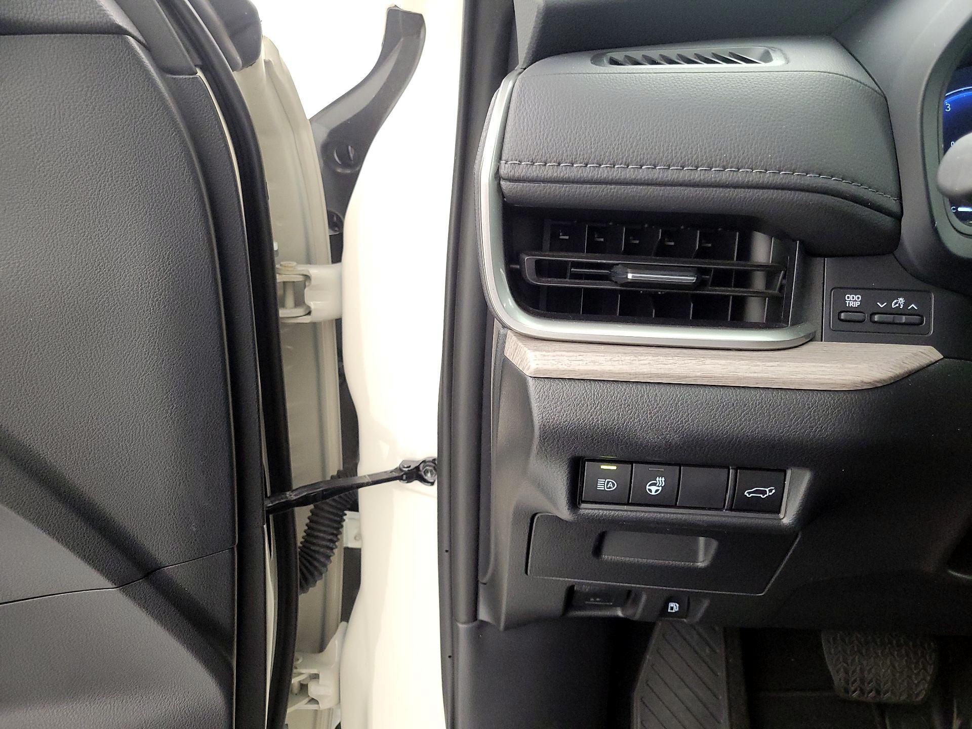 Thumbnail: 2024 Toyota Grand Highlander - 13