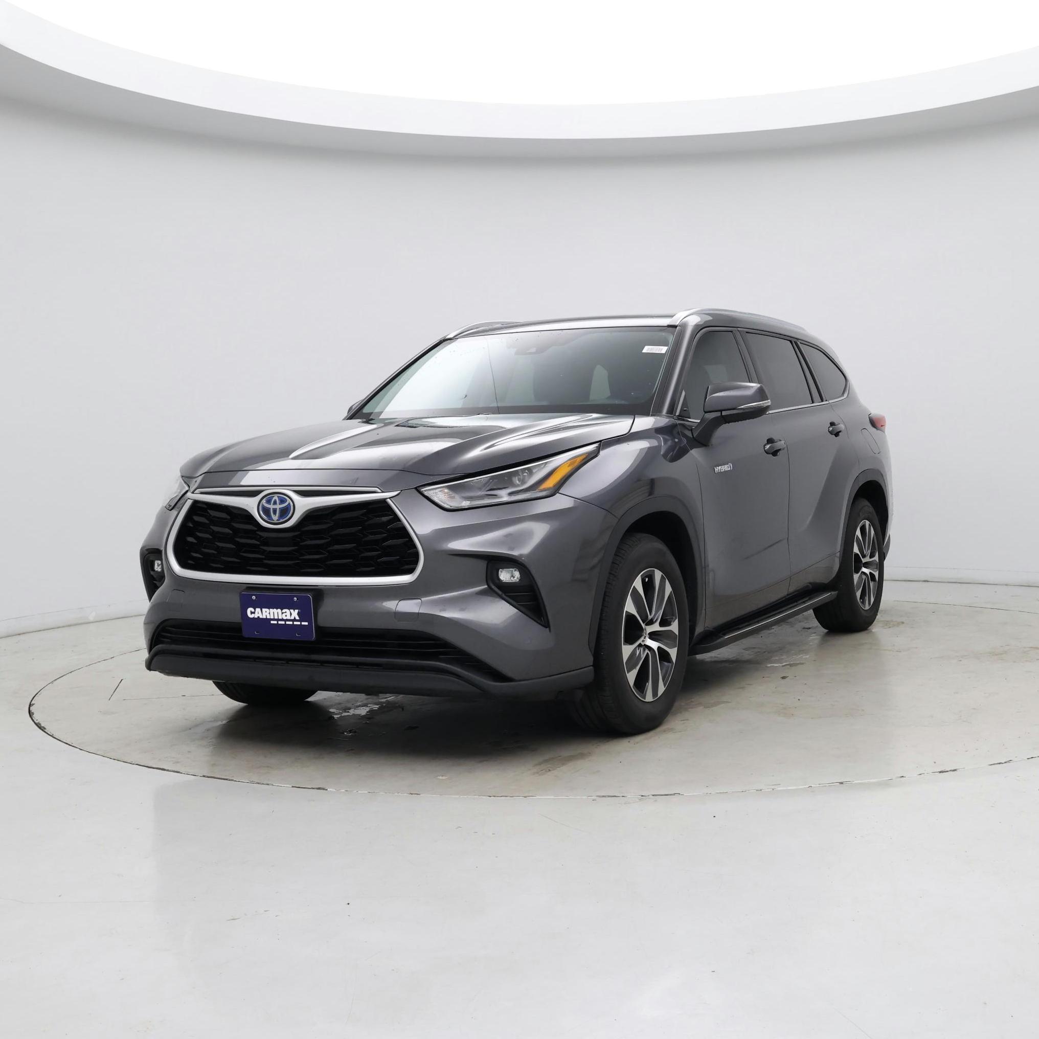 Thumbnail: 2021 Toyota Highlander - 4