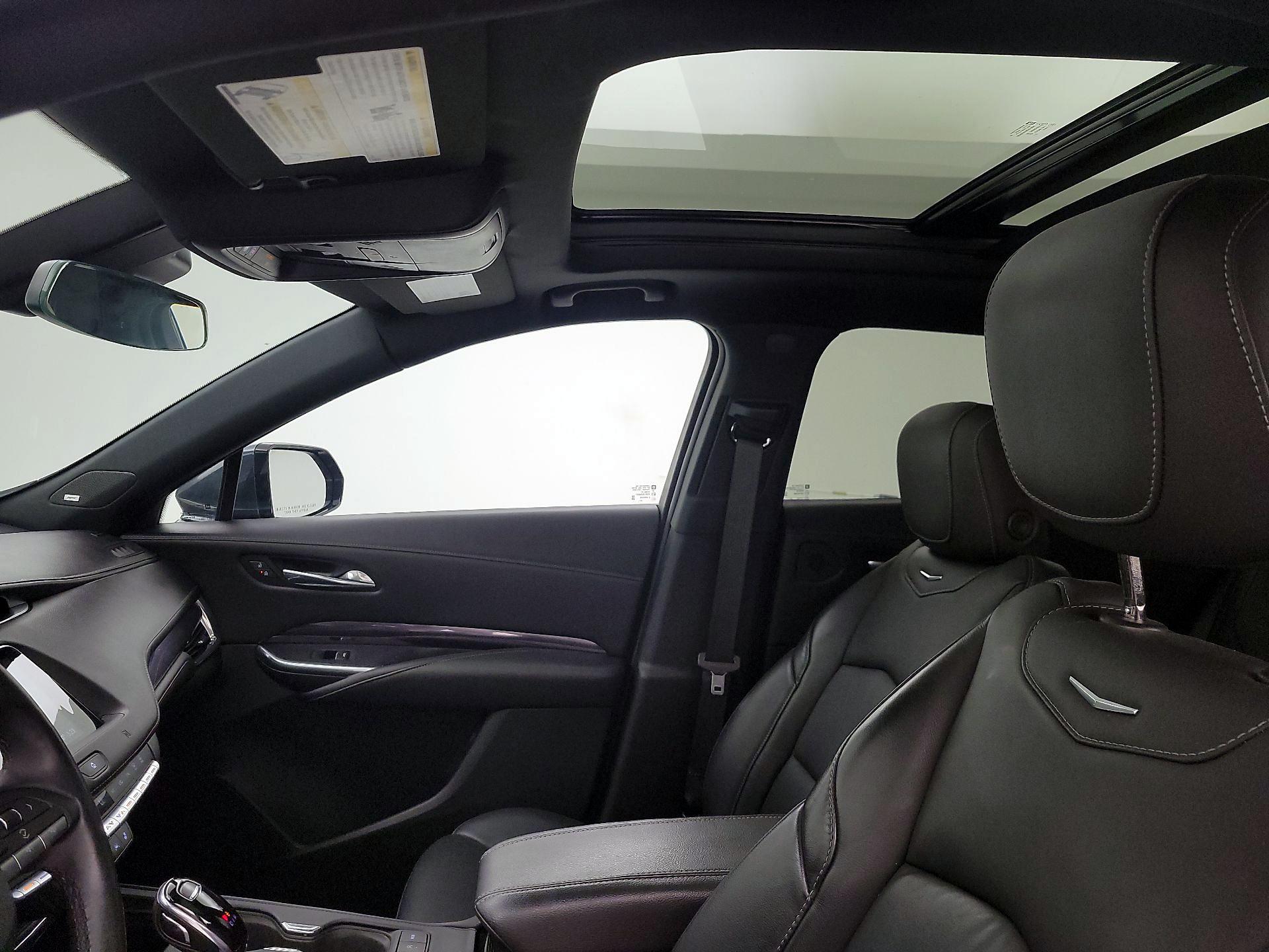 Thumbnail: 2021 Cadillac XT4 - 20