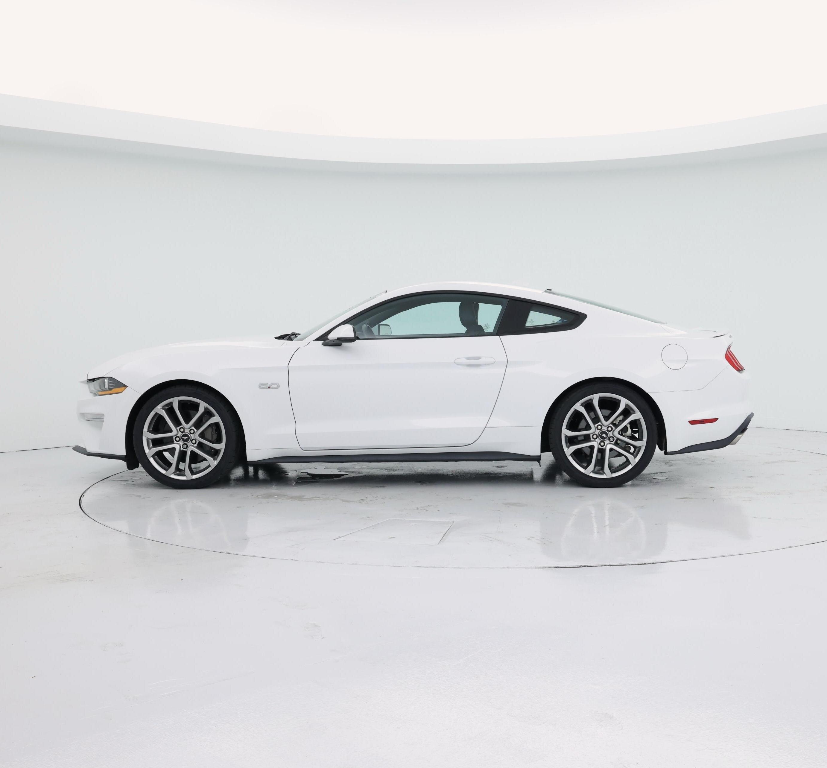 Thumbnail: 2021 Ford Mustang - 3