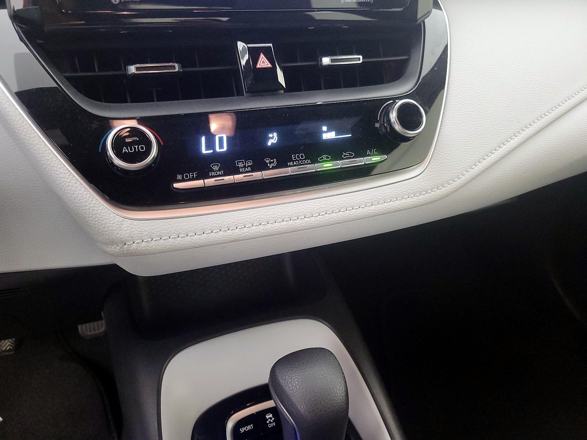 Thumbnail: 2022 Toyota Corolla - 16