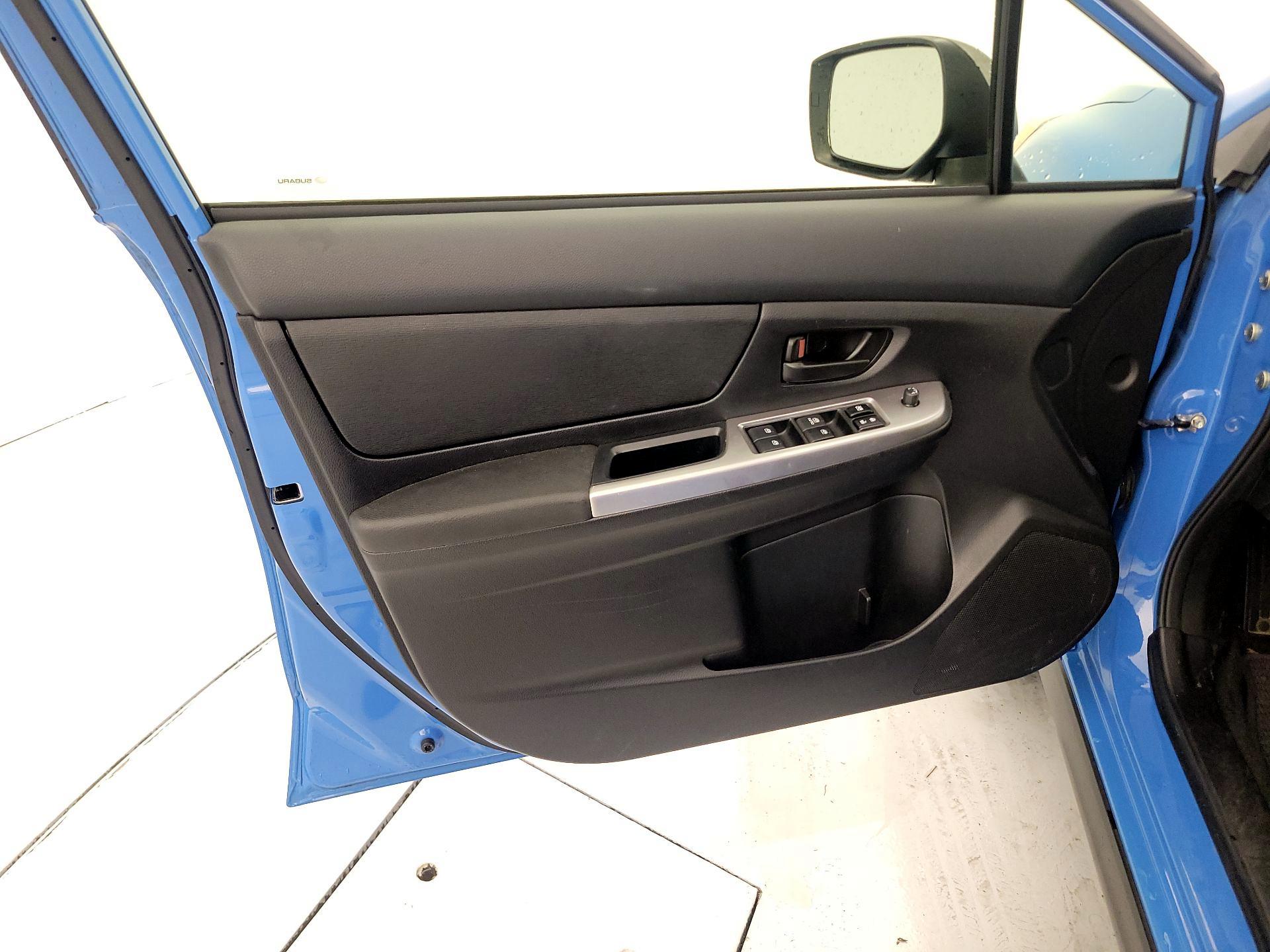 Thumbnail: 2017 Subaru Crosstrek - 12