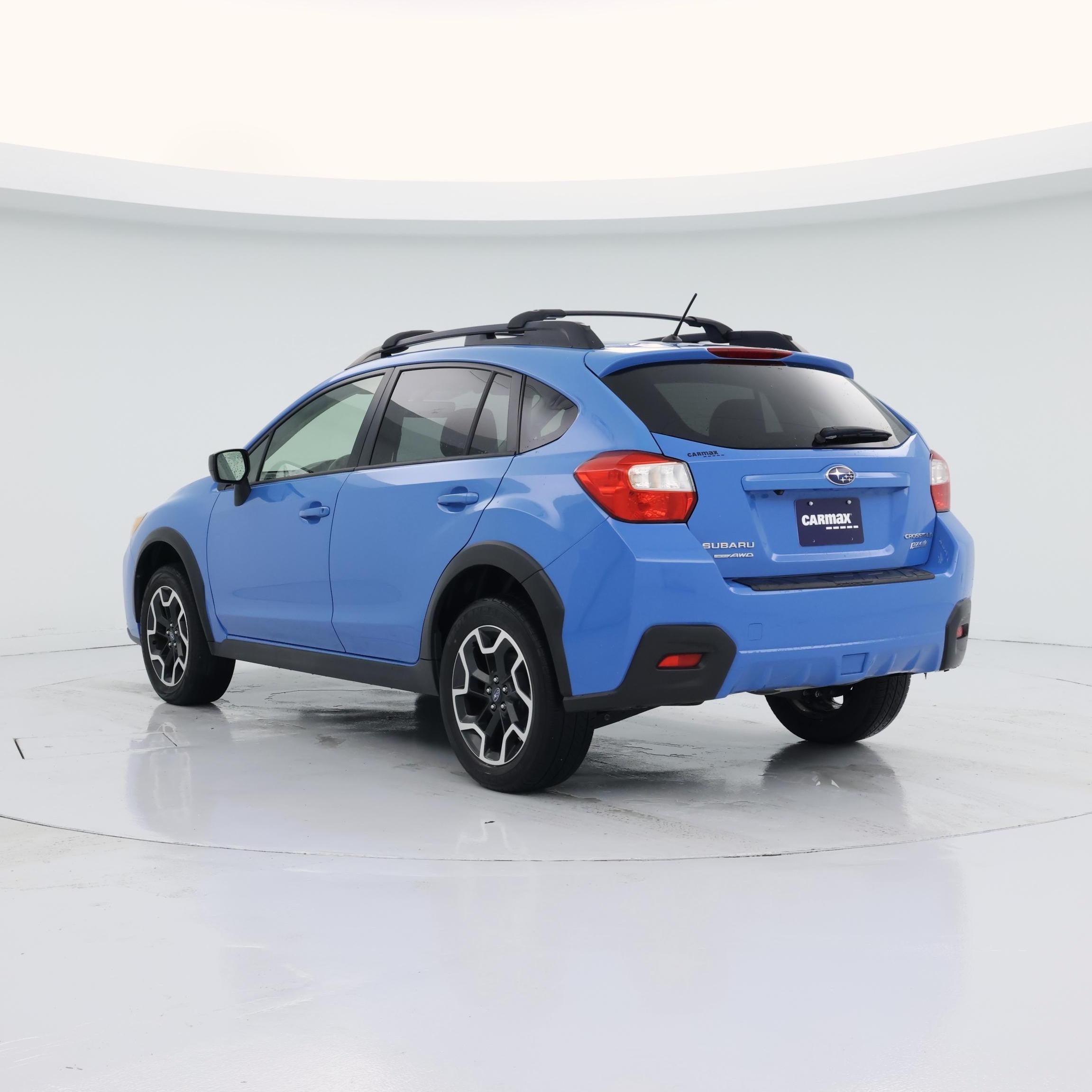 Thumbnail: 2017 Subaru Crosstrek - 2