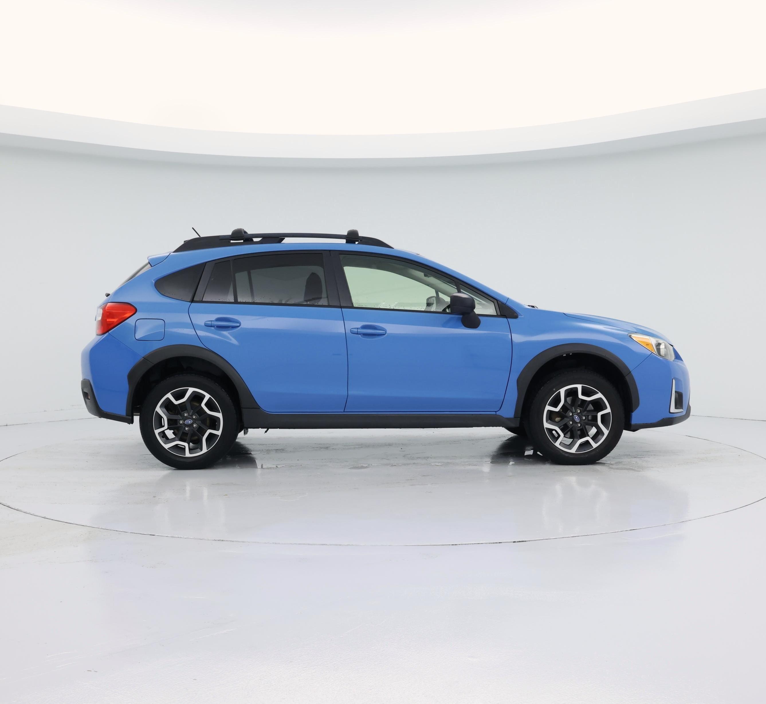 Thumbnail: 2017 Subaru Crosstrek - 7