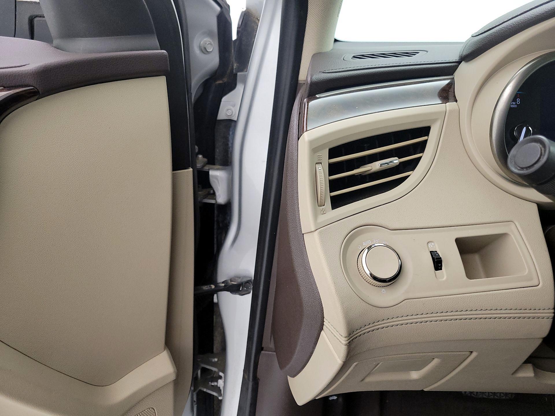 Thumbnail: 2014 Buick LaCrosse - 13