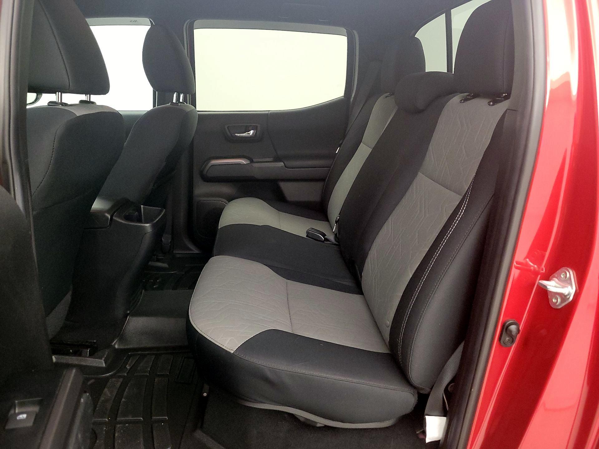 Thumbnail: 2022 Toyota Tacoma - 19