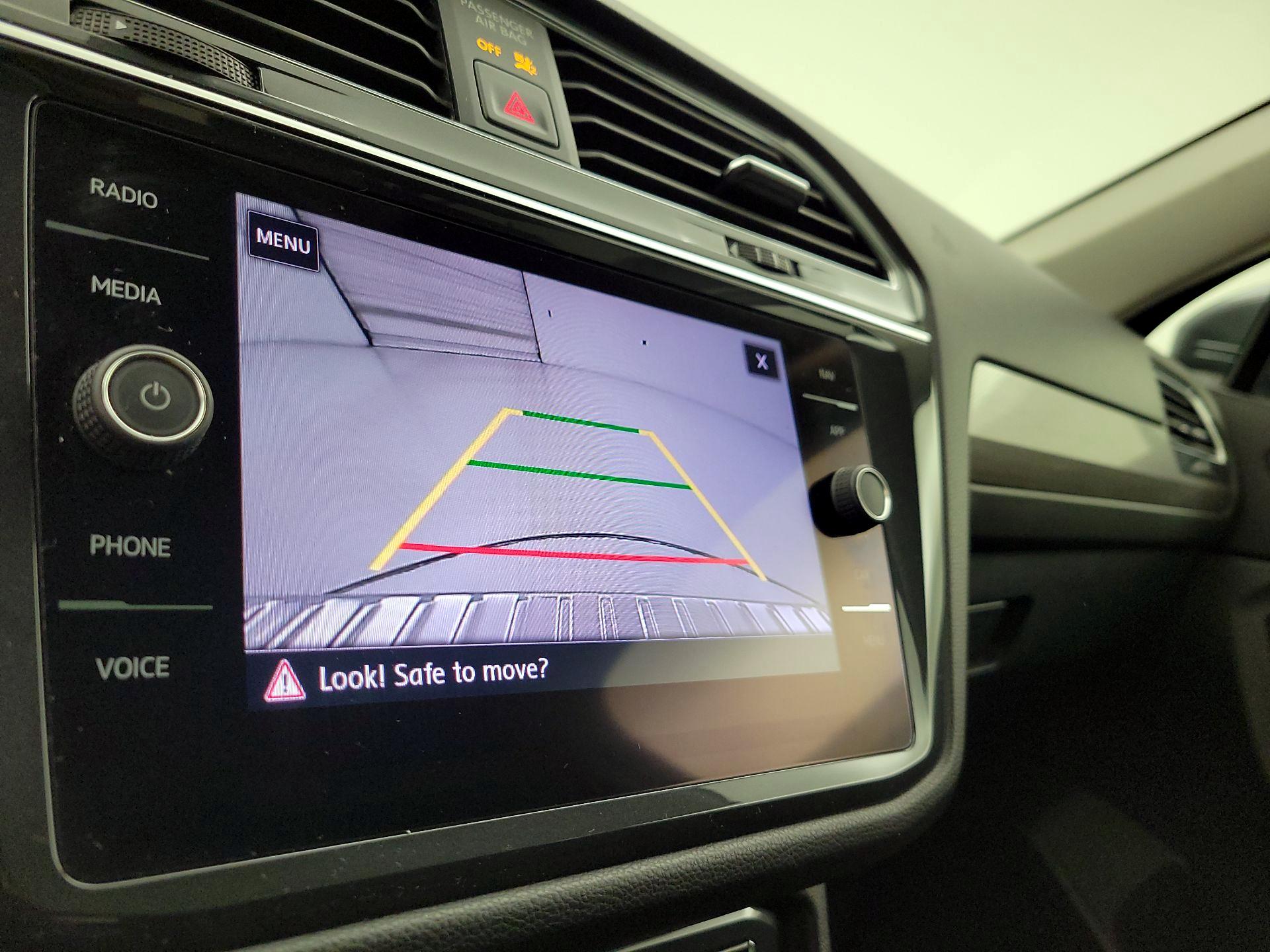 Thumbnail: 2019 Volkswagen Tiguan - 14