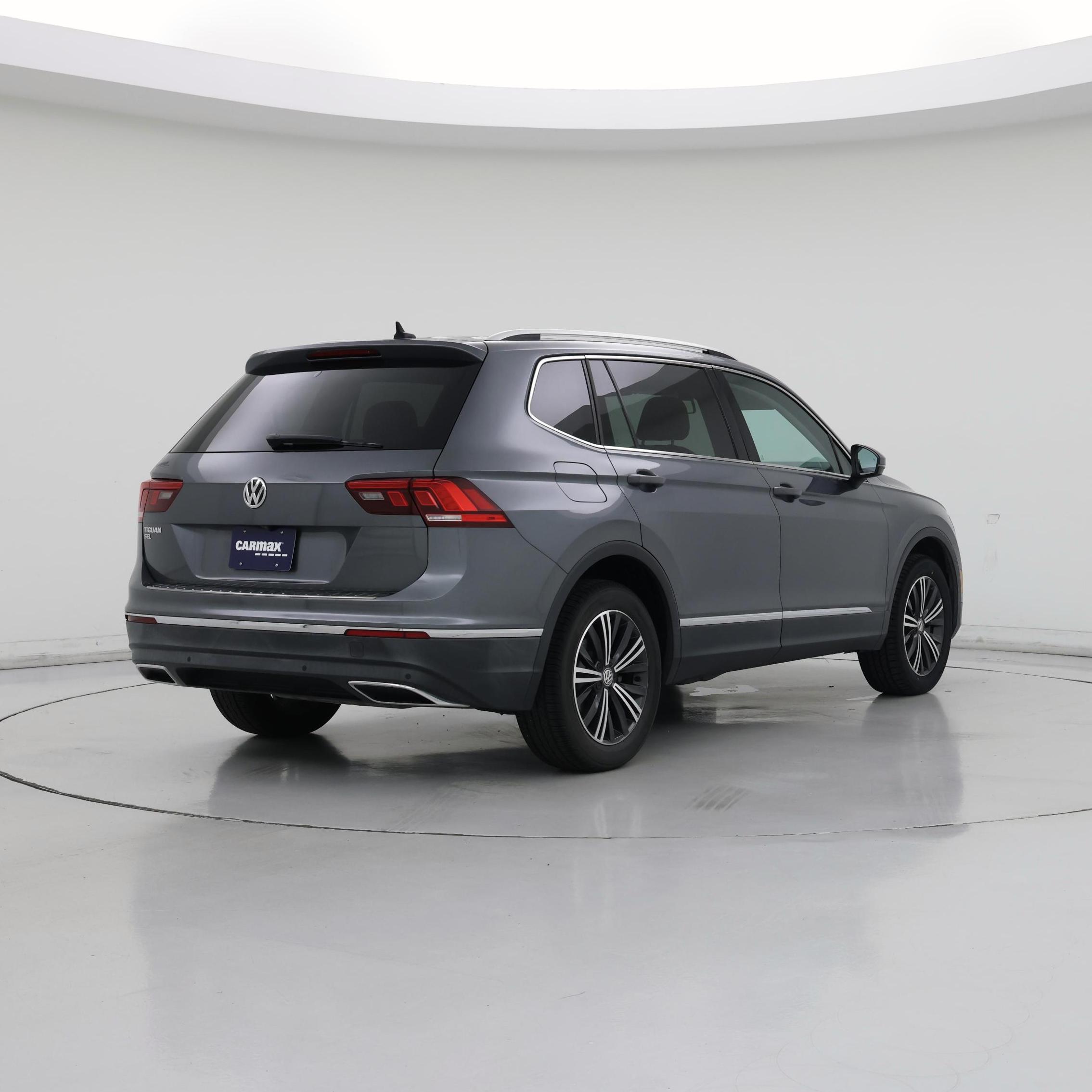 Thumbnail: 2019 Volkswagen Tiguan - 8