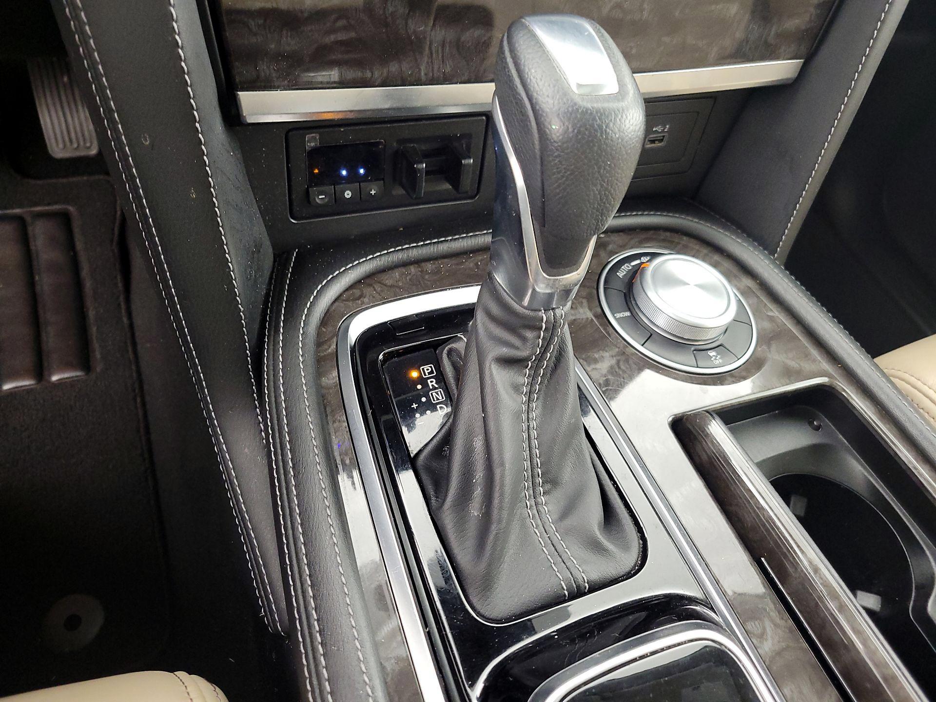 Thumbnail: 2022 Nissan Armada - 18