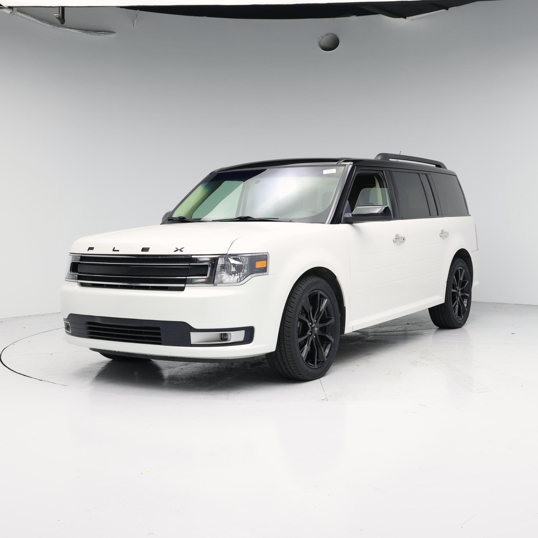 Thumbnail: 2019 Ford Flex - 4