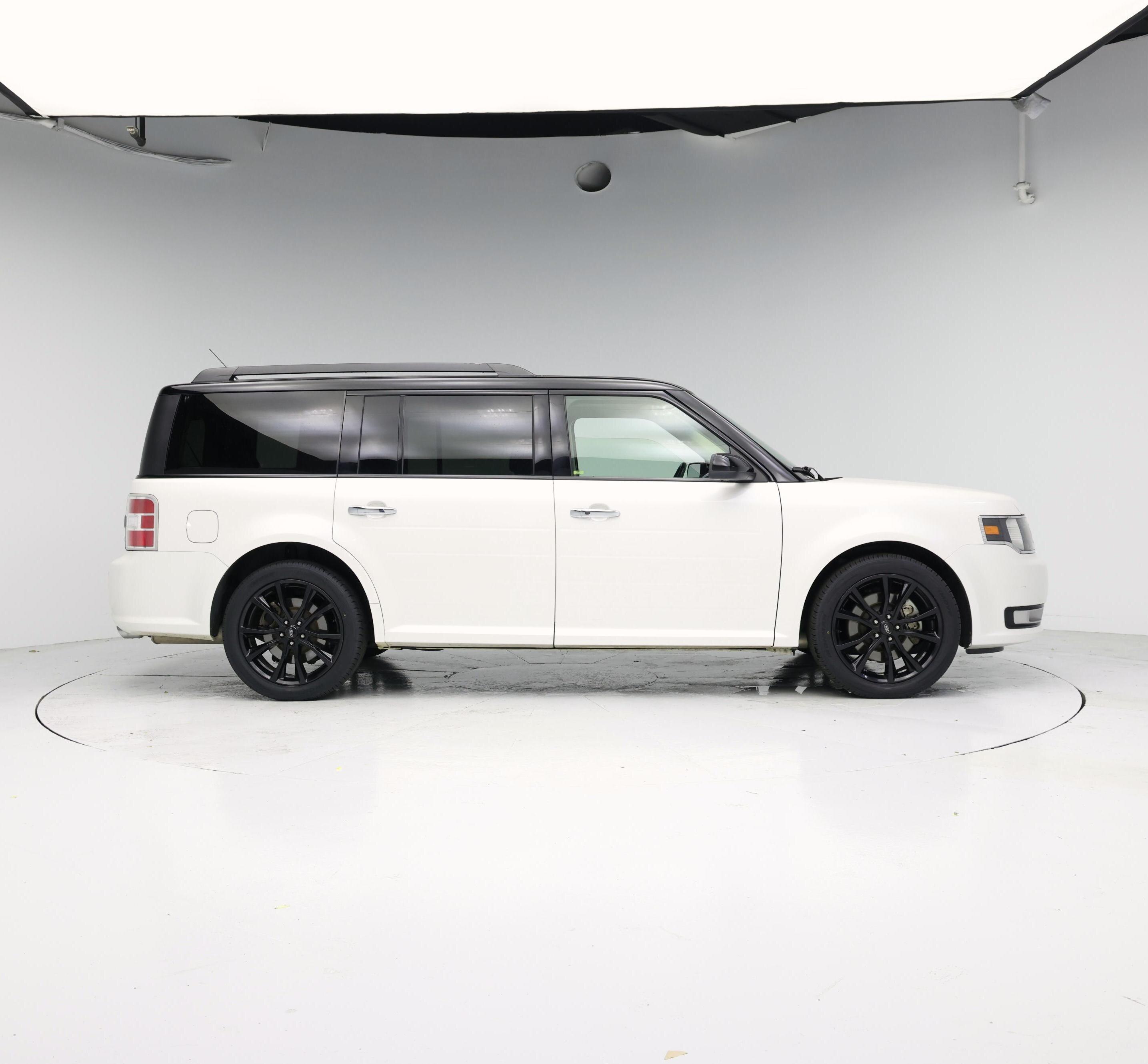 Thumbnail: 2019 Ford Flex - 7