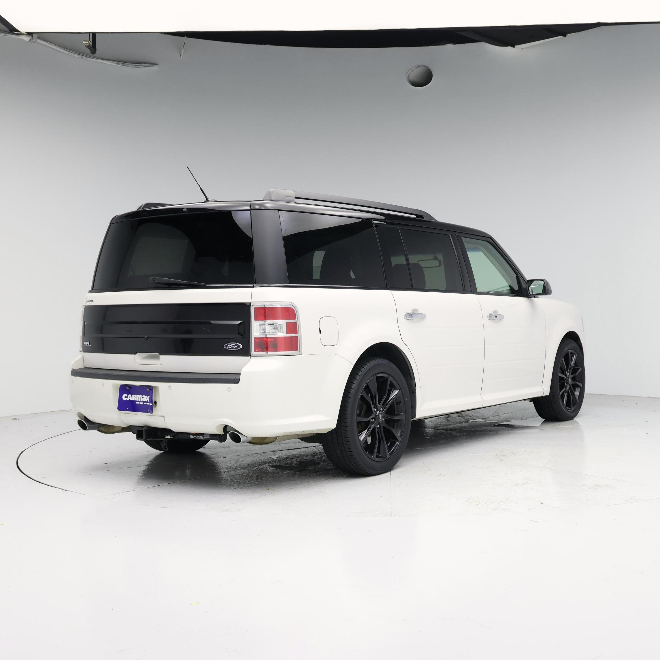 Thumbnail: 2019 Ford Flex - 8
