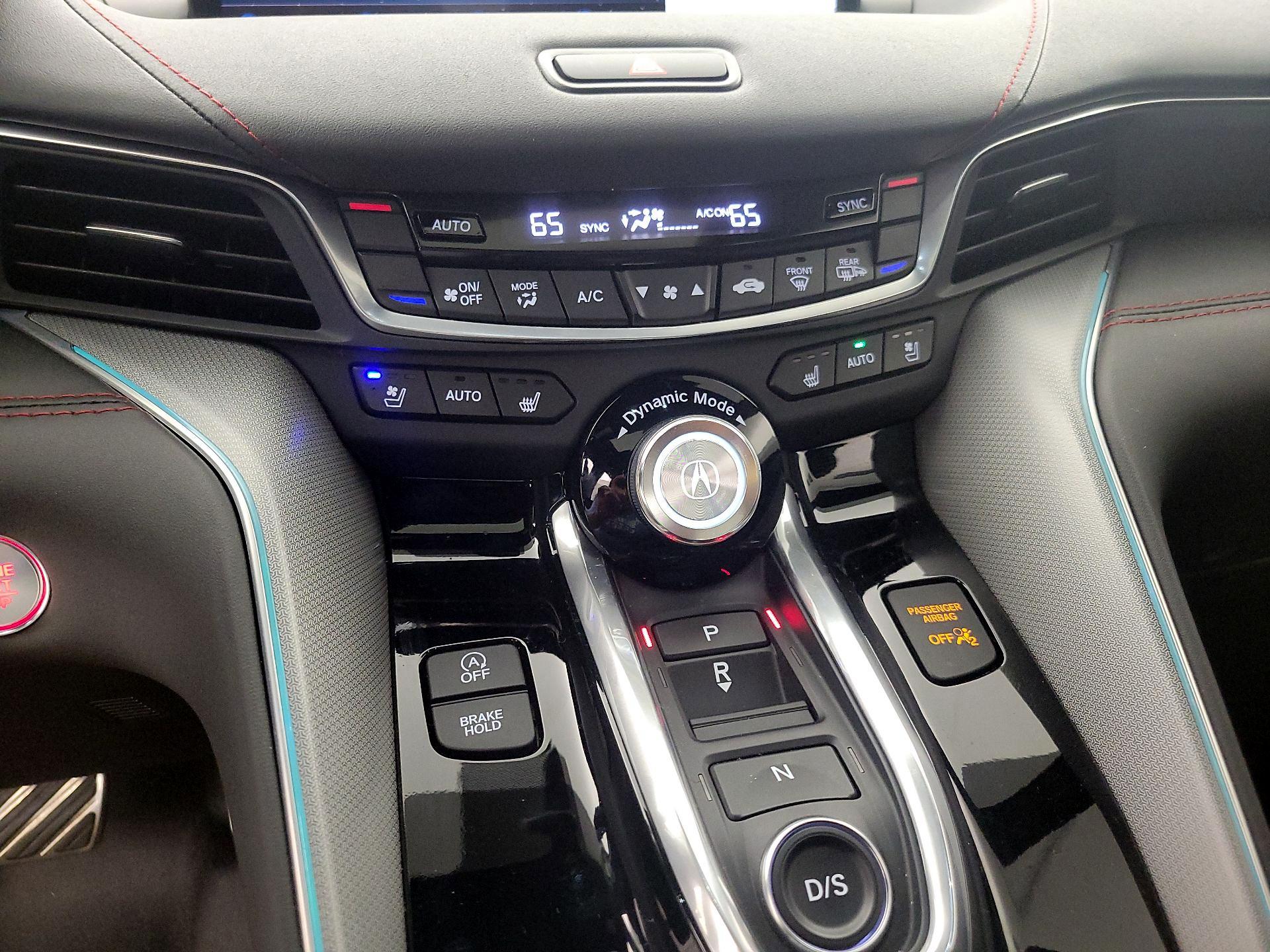 Thumbnail: 2025 Acura TLX - 17