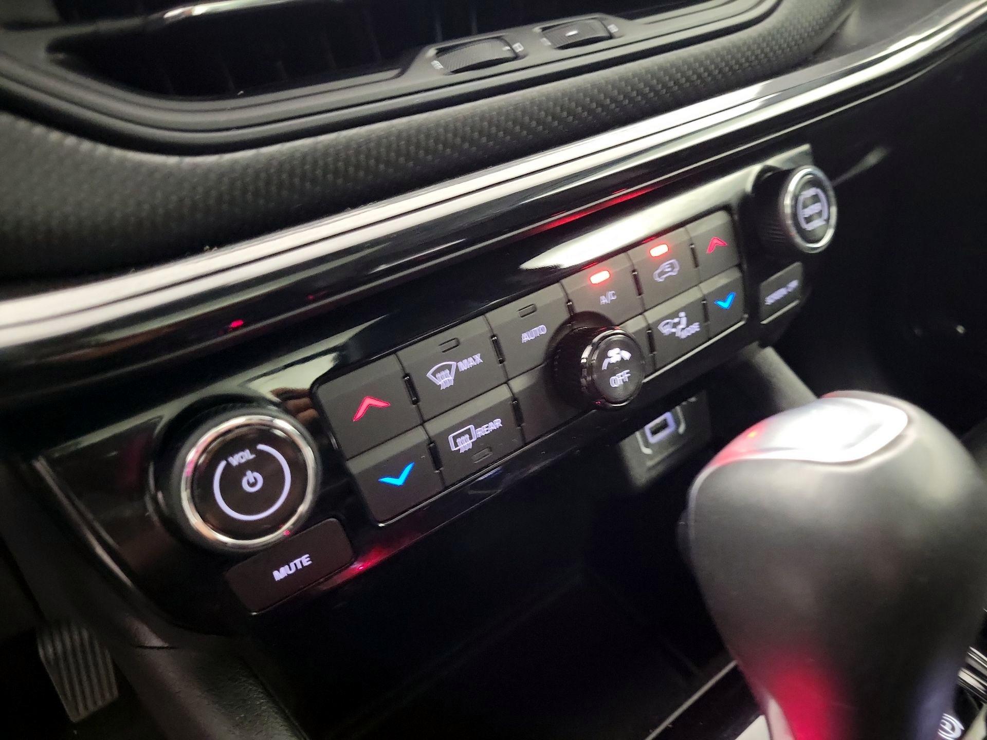 Thumbnail: 2024 Jeep Compass - 16