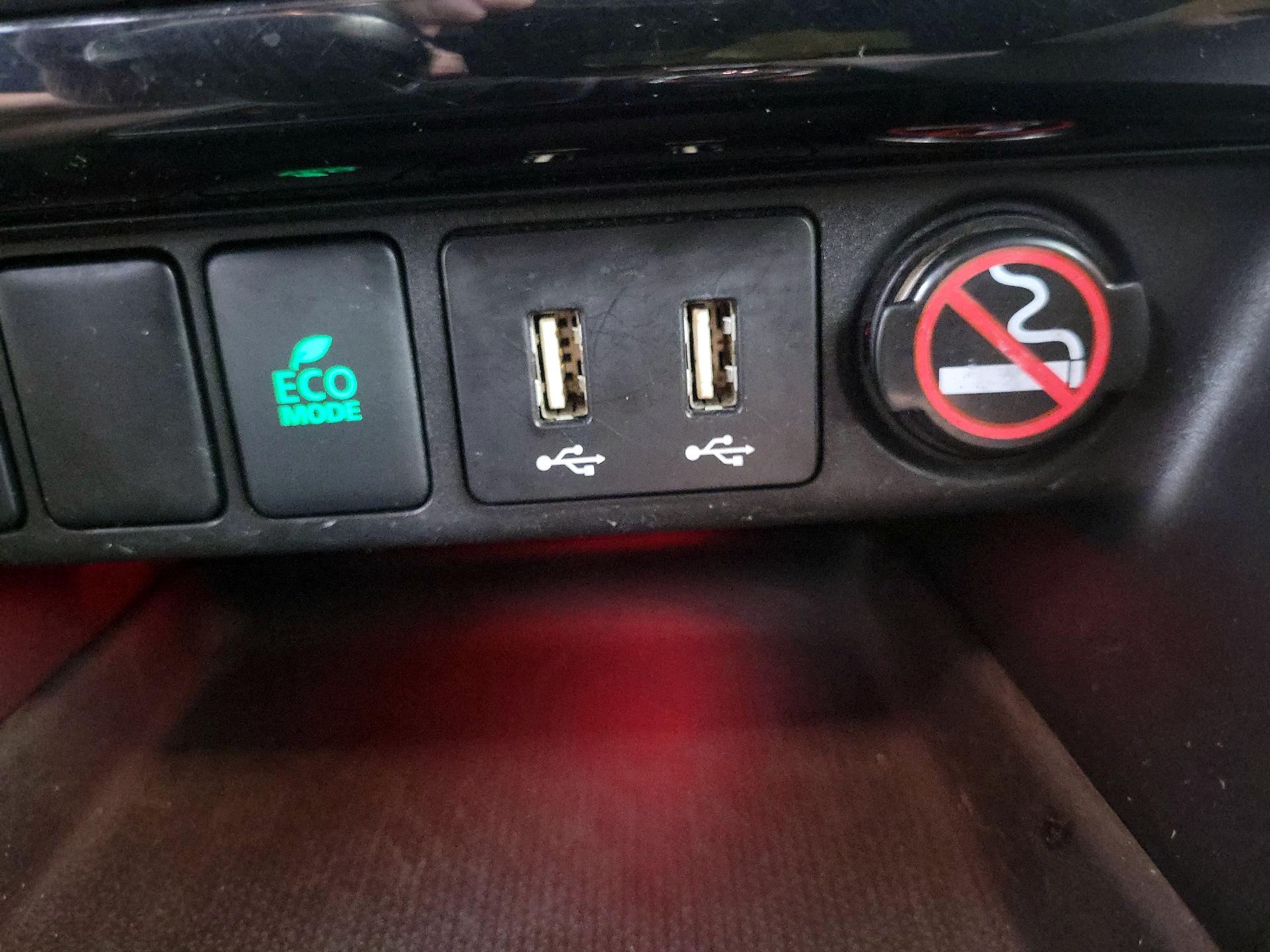 Thumbnail: 2024 Mitsubishi Eclipse Cross - 19