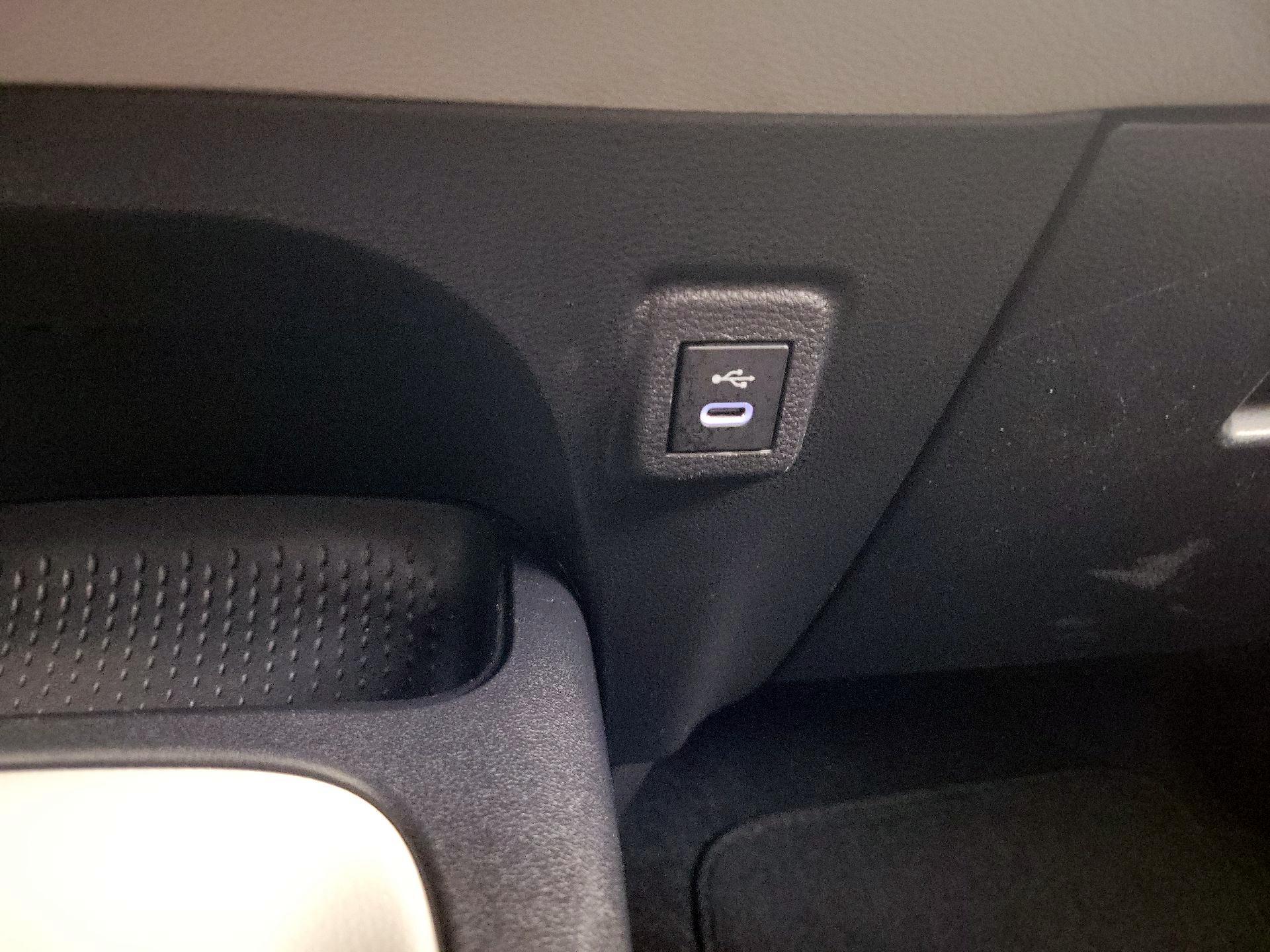 Thumbnail: 2023 Toyota Corolla - 18