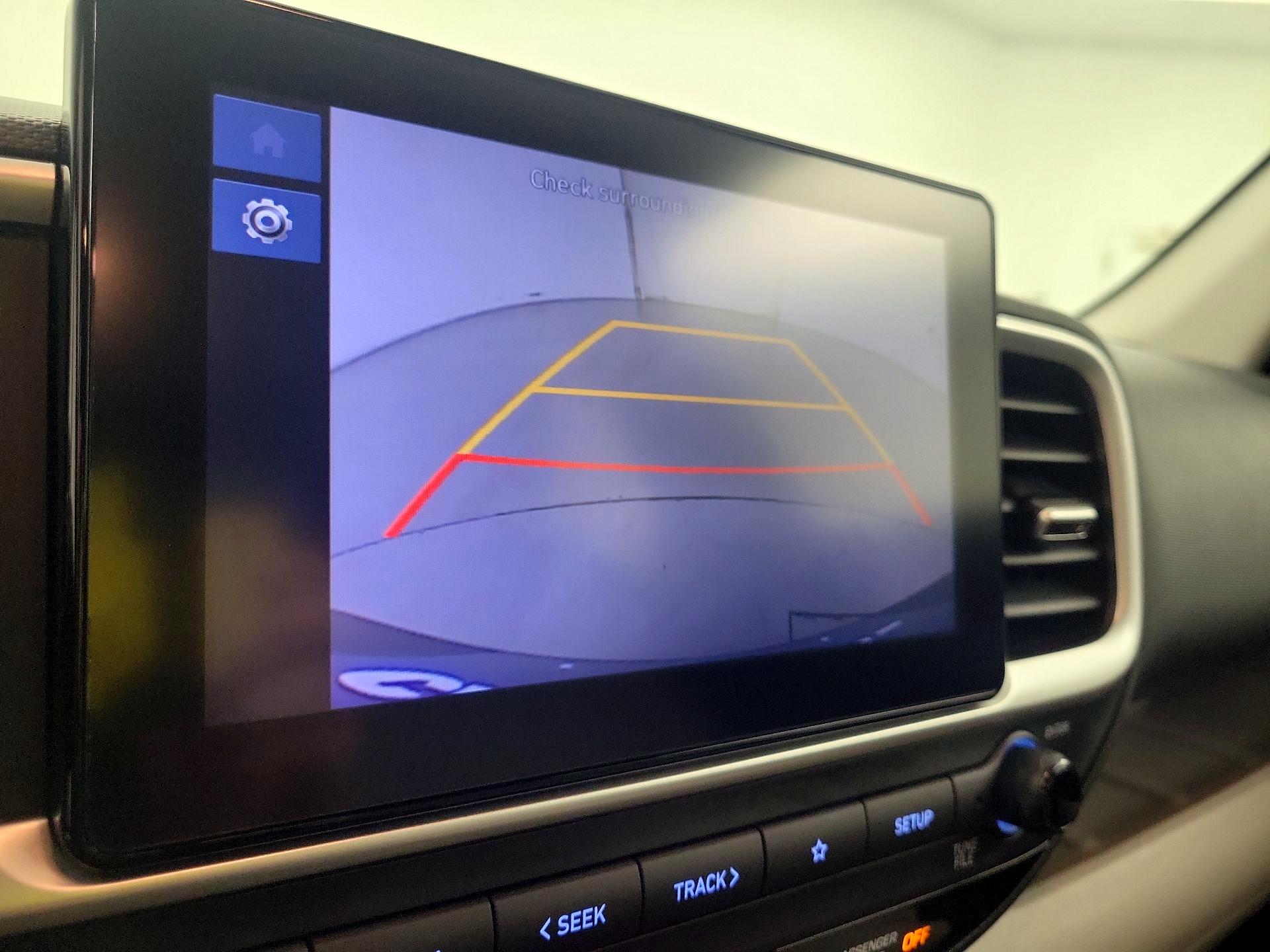 Thumbnail: 2023 Hyundai Venue - 14