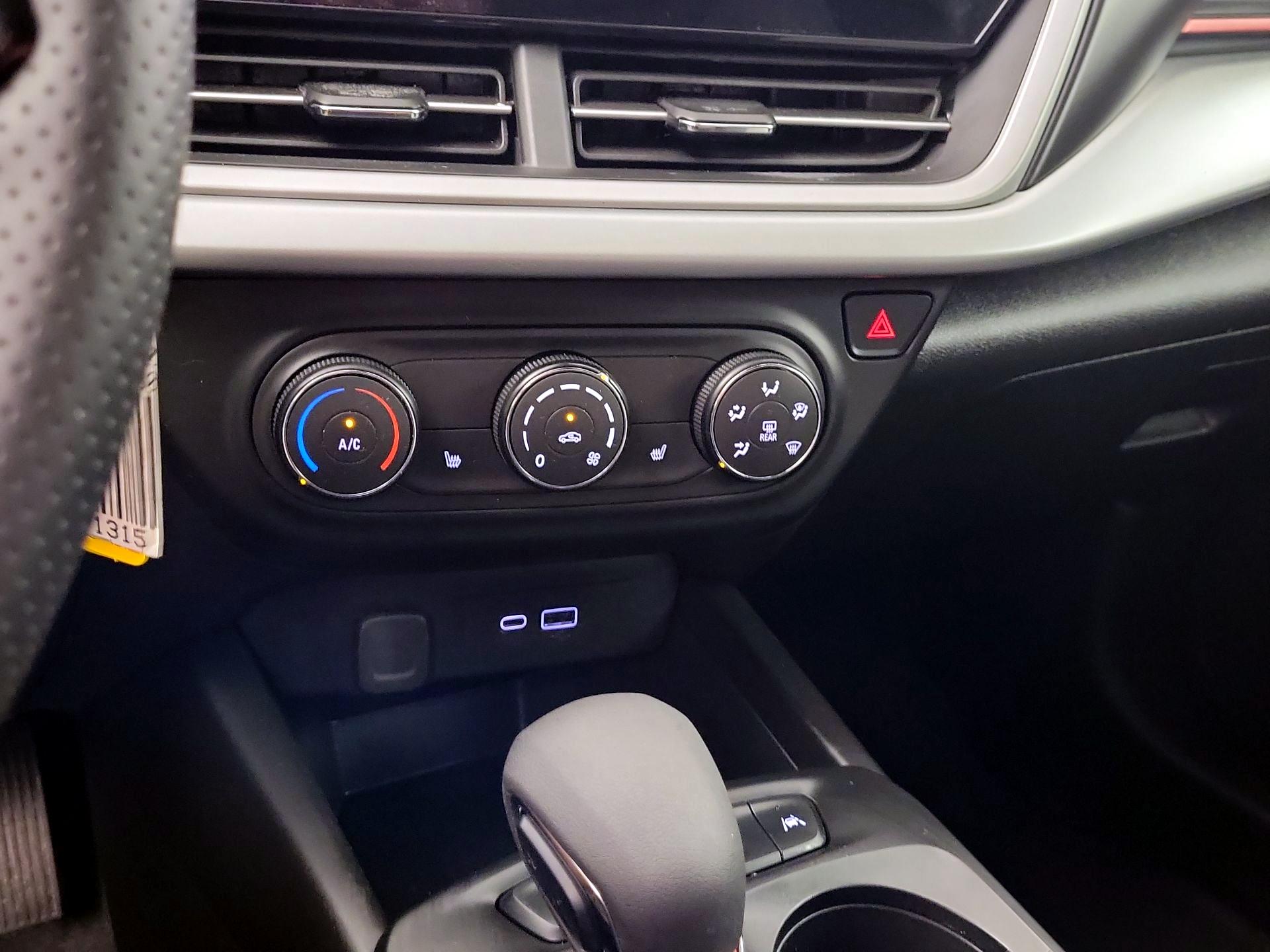 Thumbnail: 2025 Chevrolet Trax - 16
