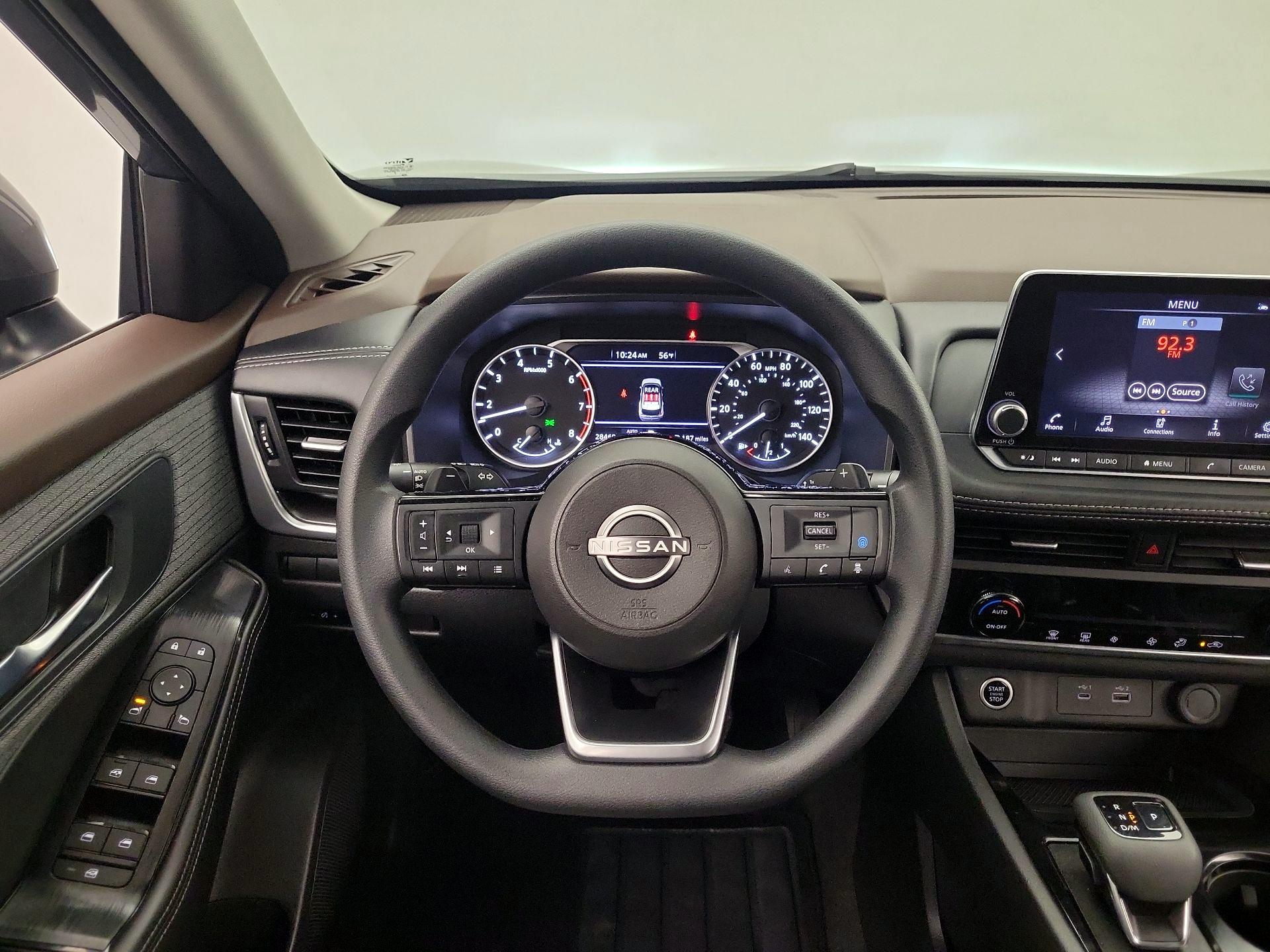 Thumbnail: 2023 Nissan Rogue - 10