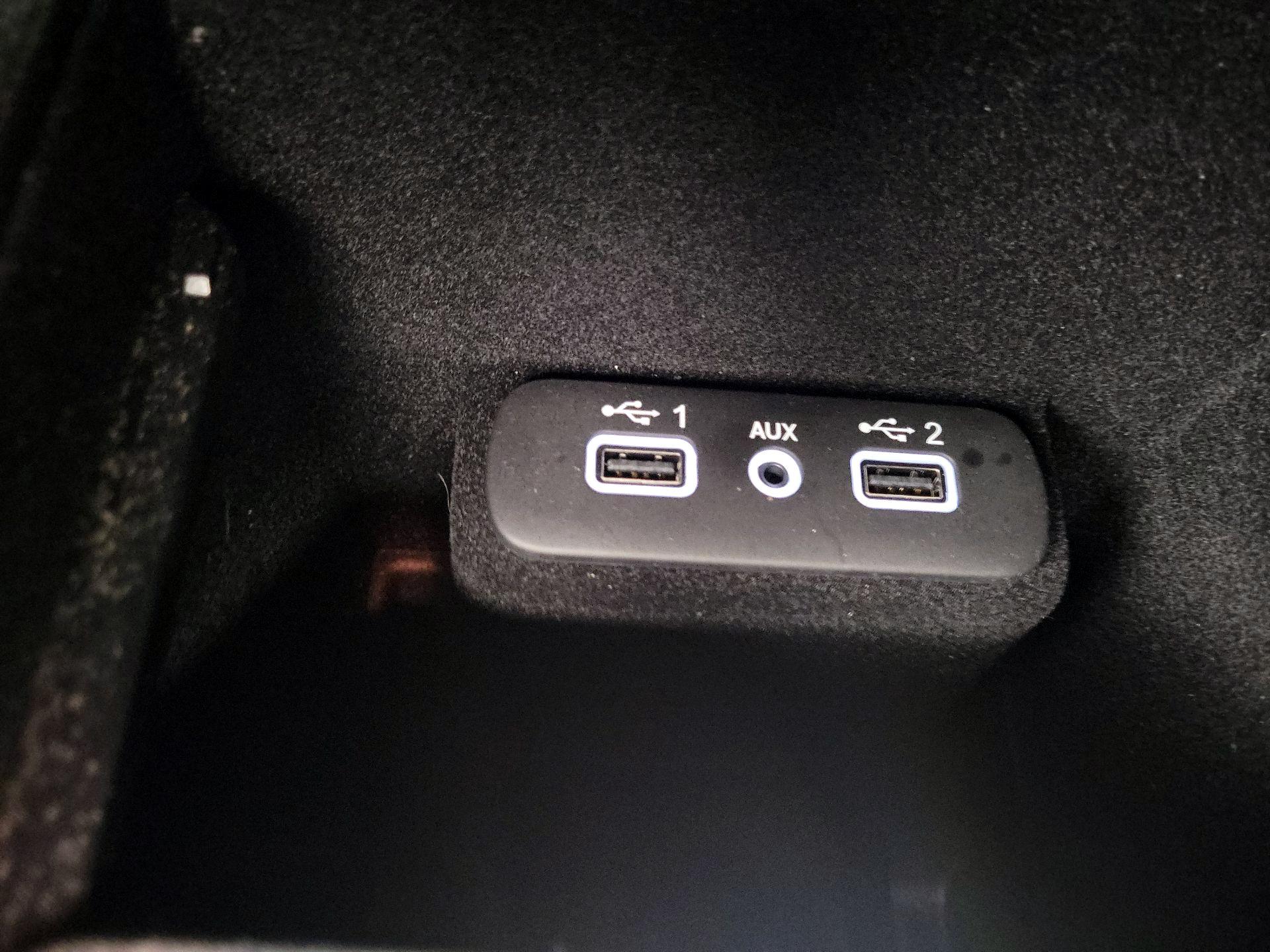 Thumbnail: 2023 Dodge Charger - 18